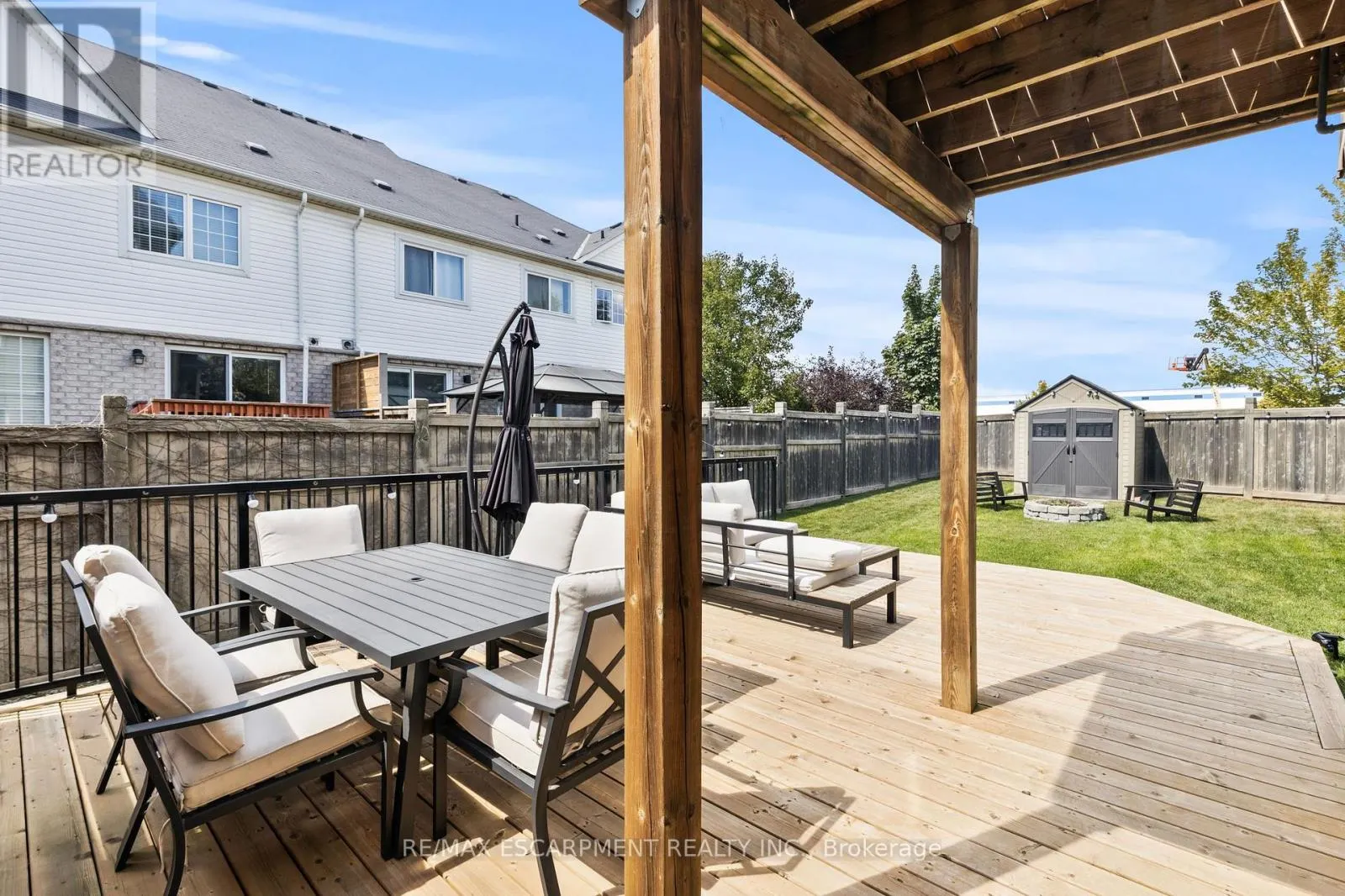 22 - 4823 THOMAS ALTON BOULEVARD