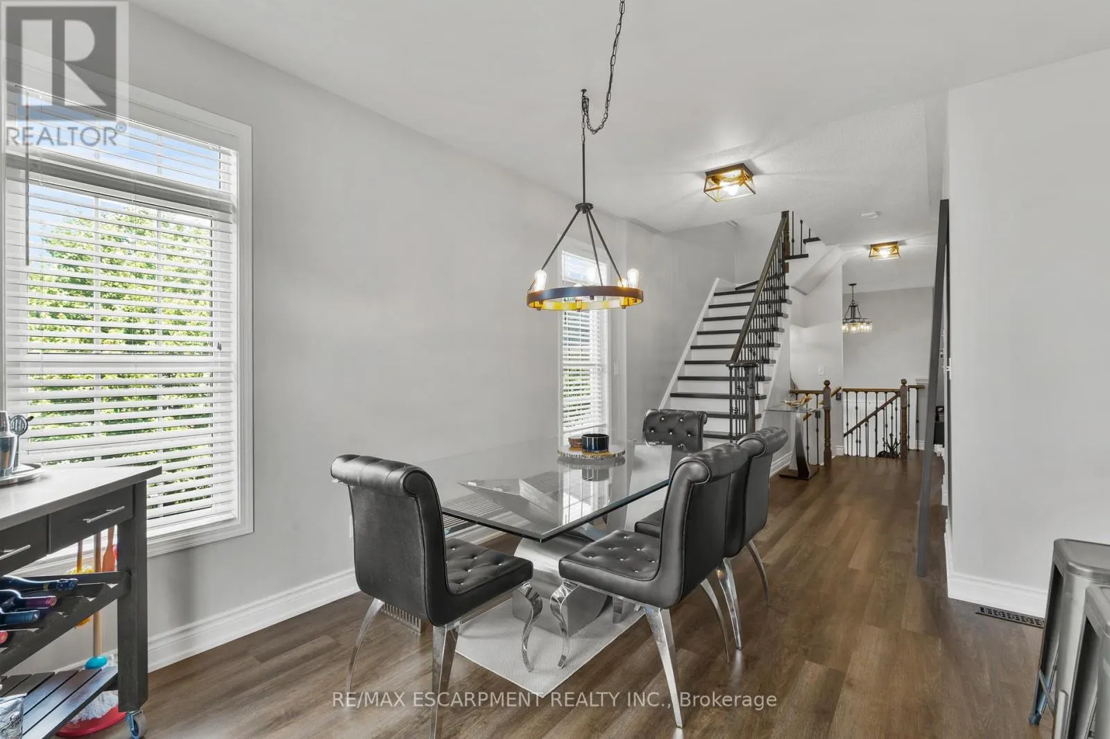 22 - 4823 THOMAS ALTON BOULEVARD
