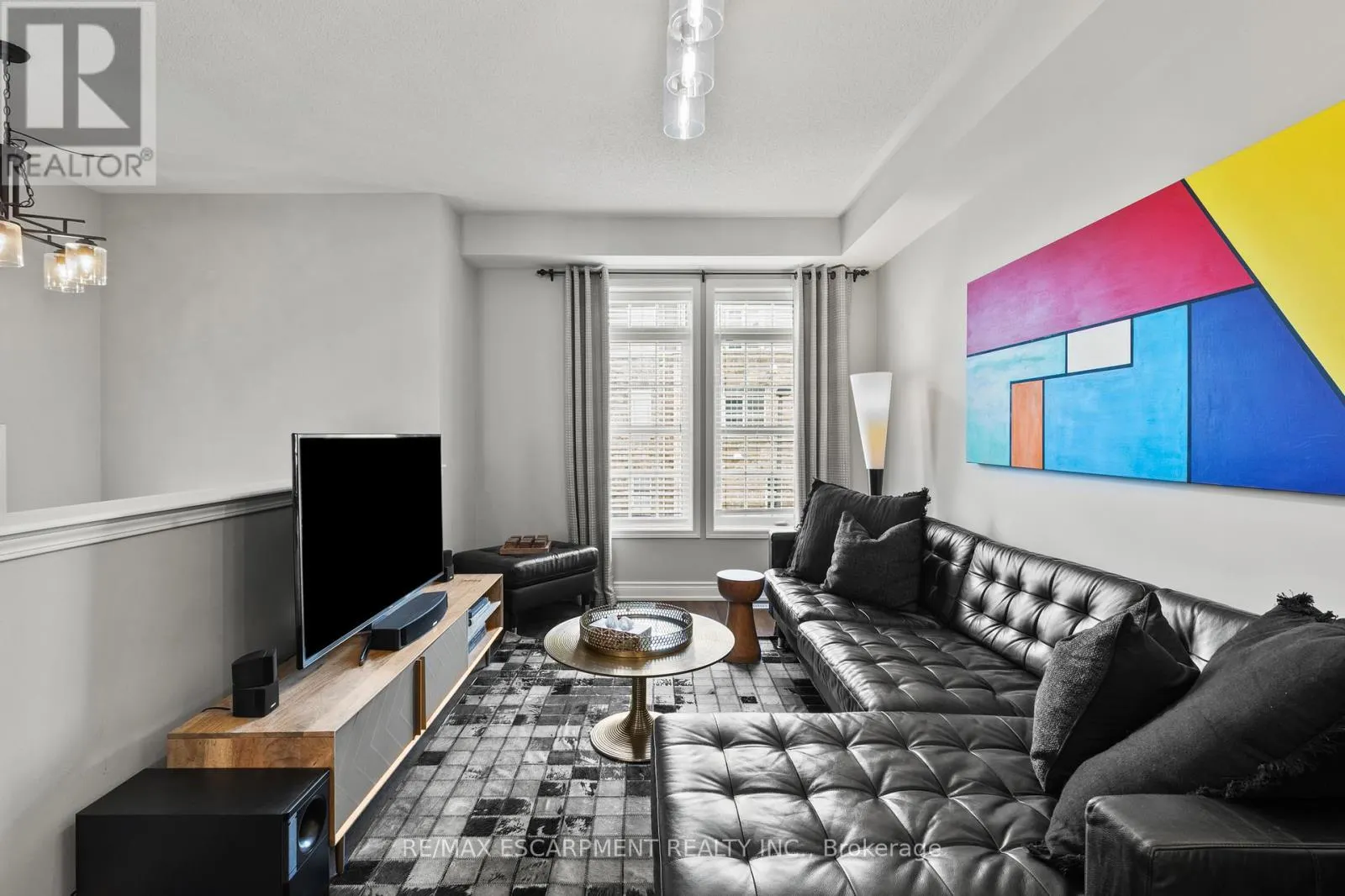 22 - 4823 THOMAS ALTON BOULEVARD