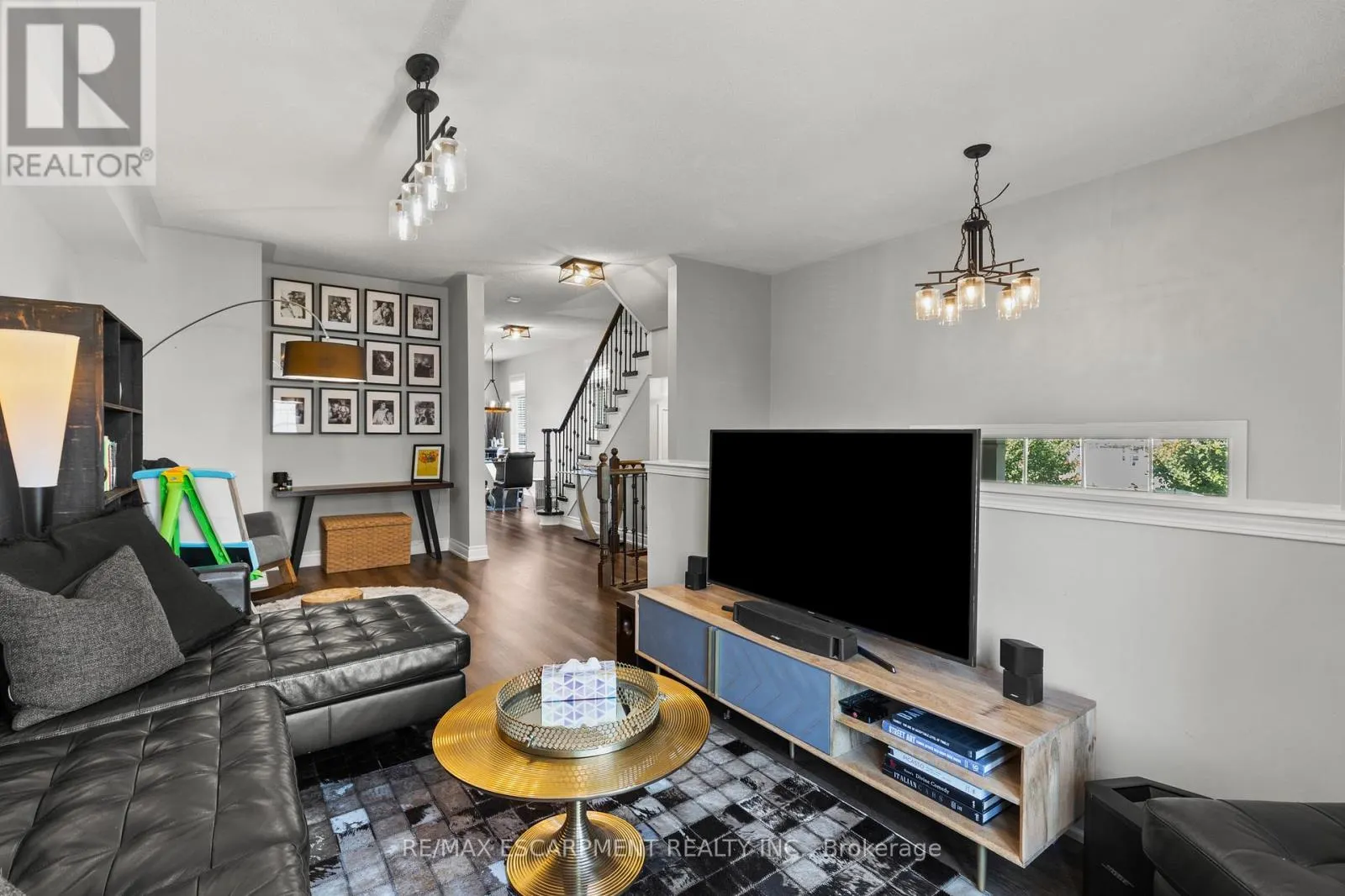 22 - 4823 THOMAS ALTON BOULEVARD