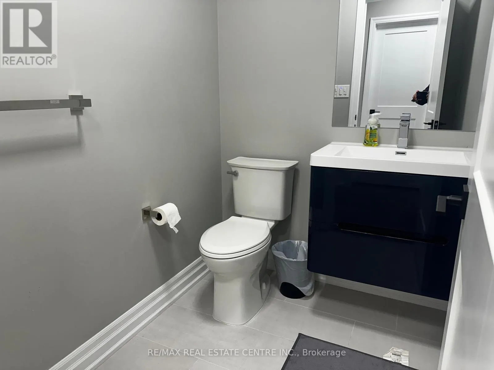 BASMT. - 3300 SUNNINGDALE GARDENS