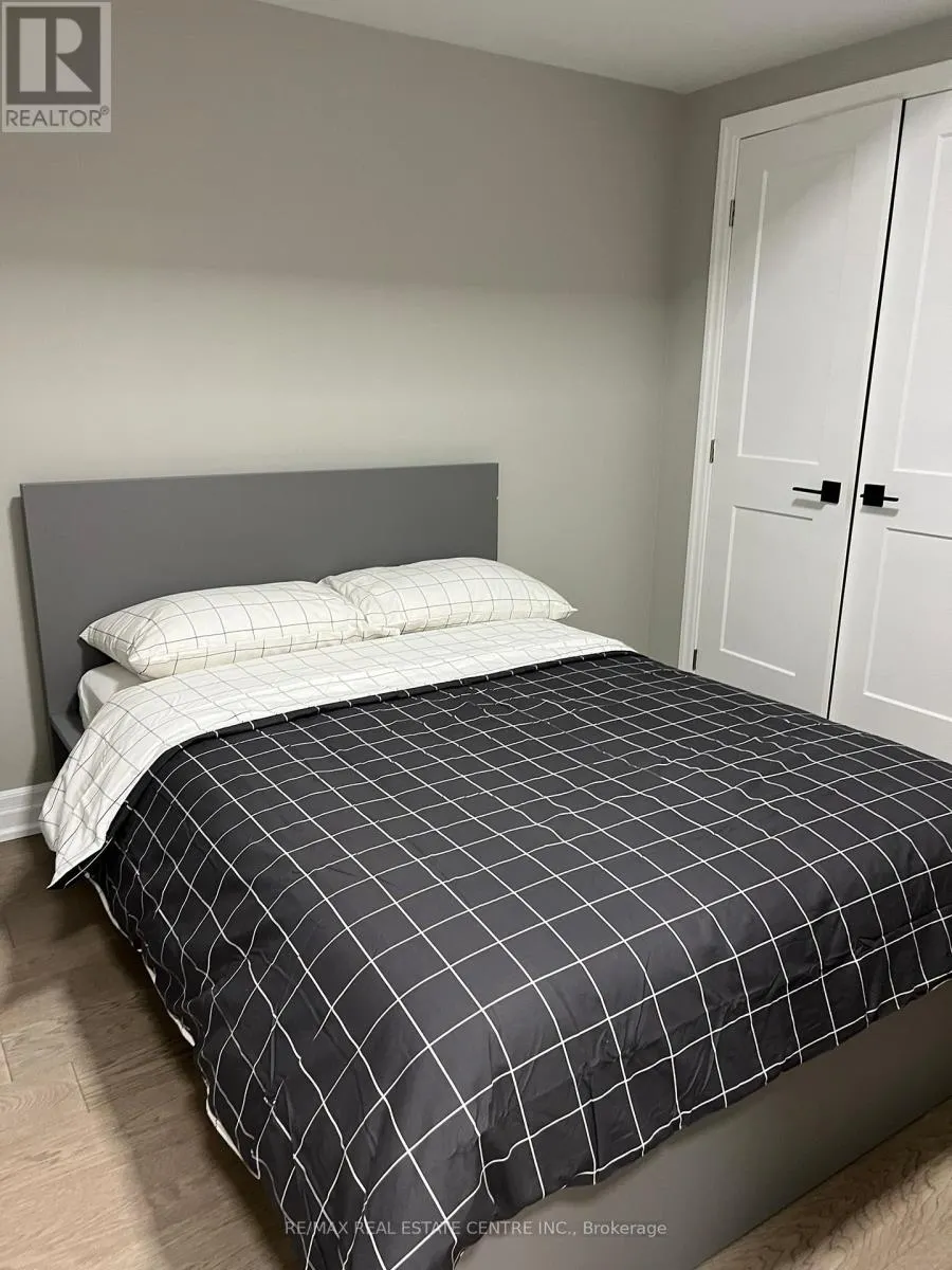 BASMT. - 3300 SUNNINGDALE GARDENS