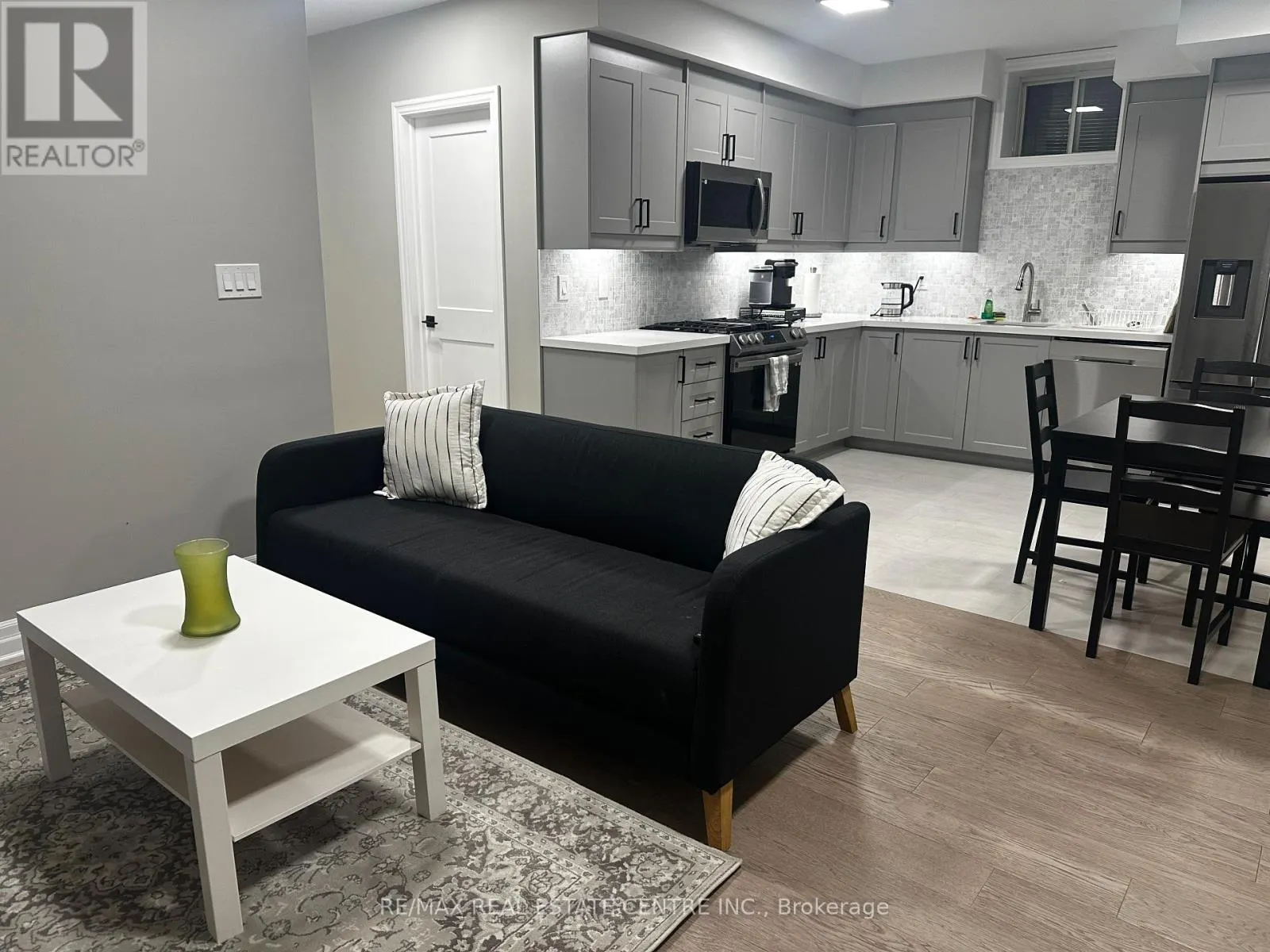 BASMT. - 3300 SUNNINGDALE GARDENS