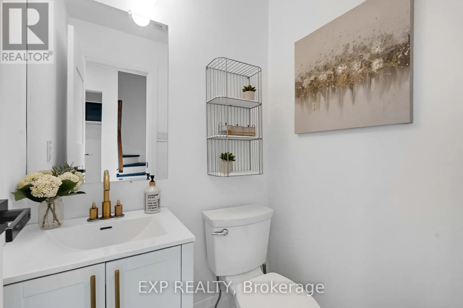 1674 PRINCELEA PLACE