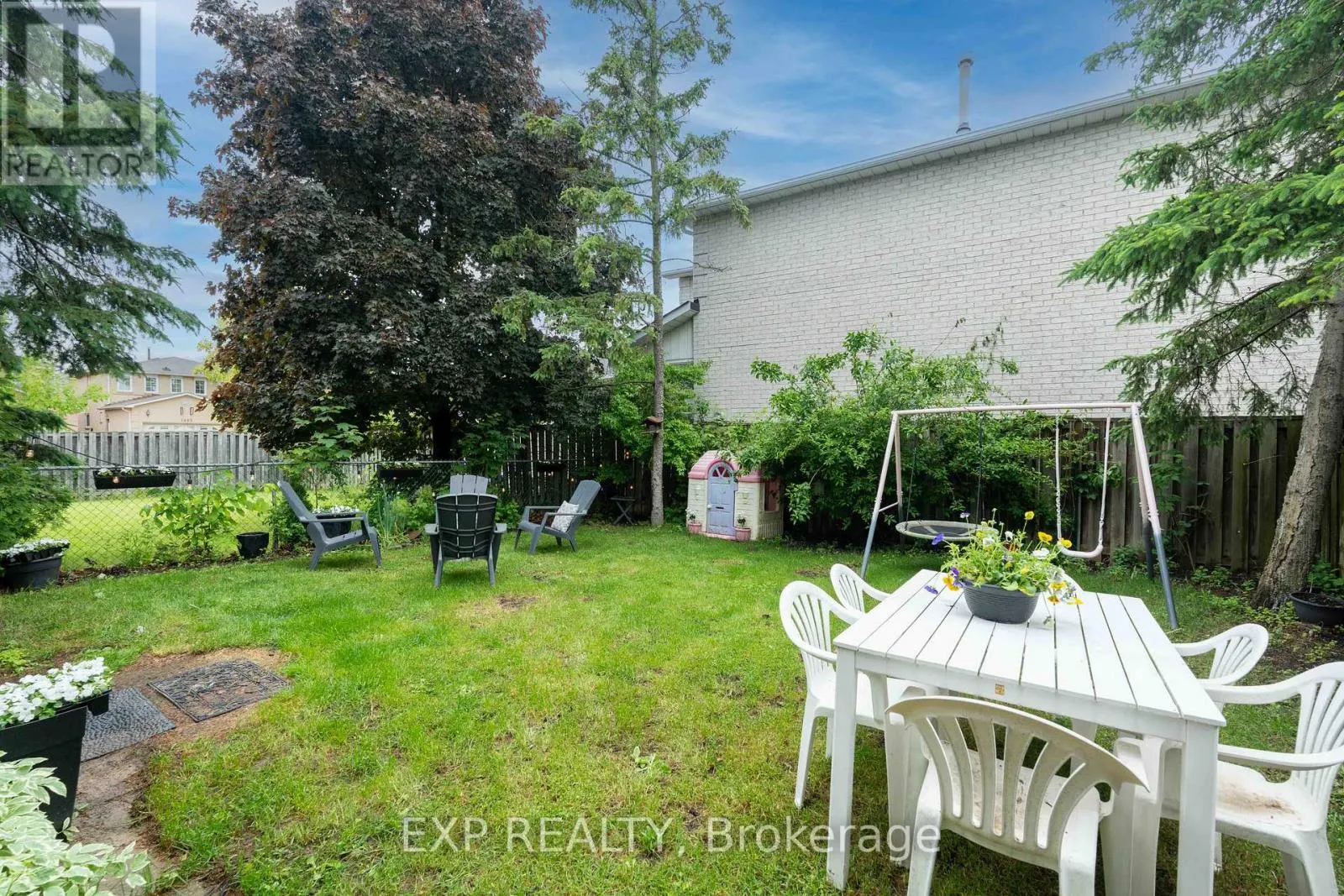 1674 PRINCELEA PLACE