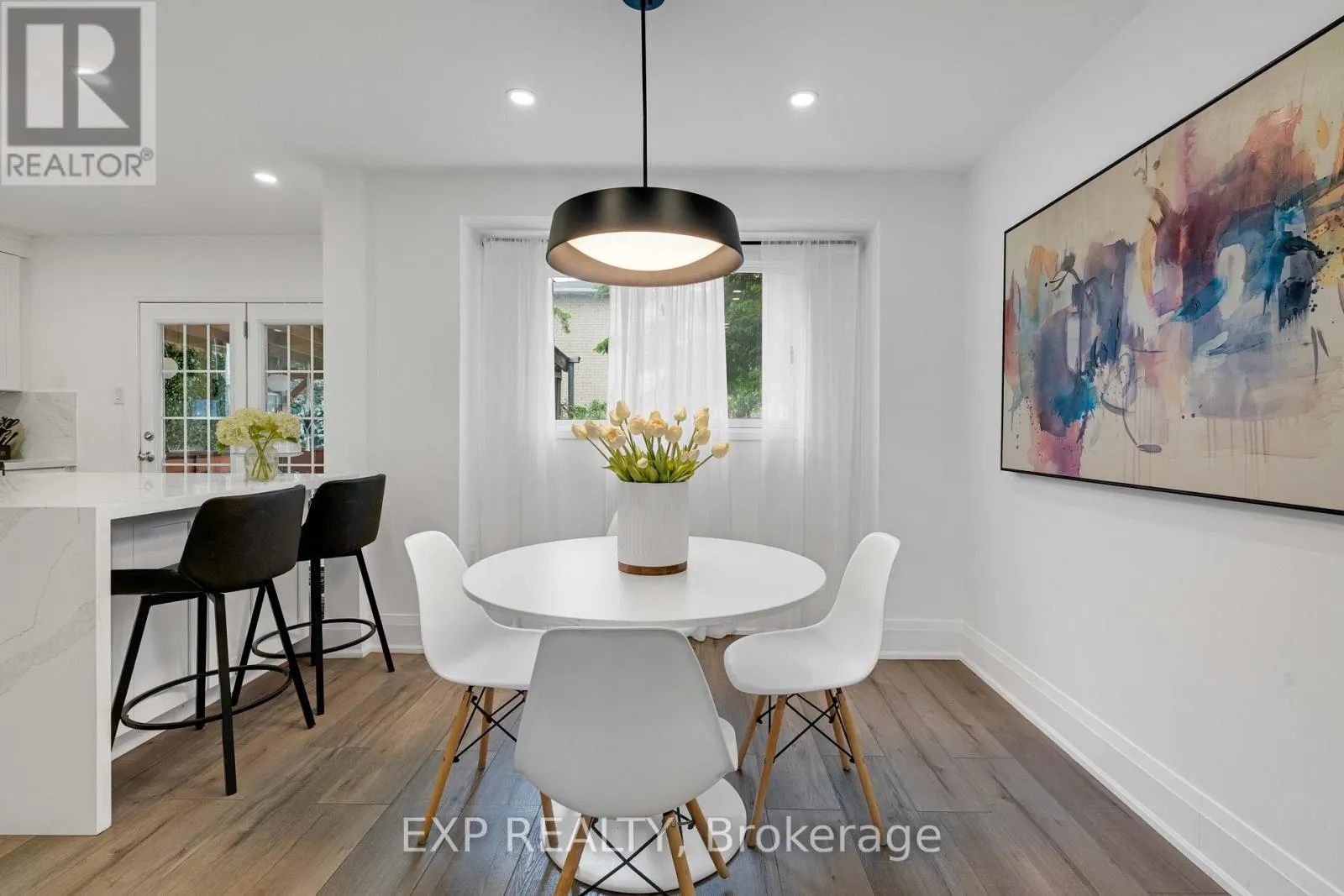 1674 PRINCELEA PLACE