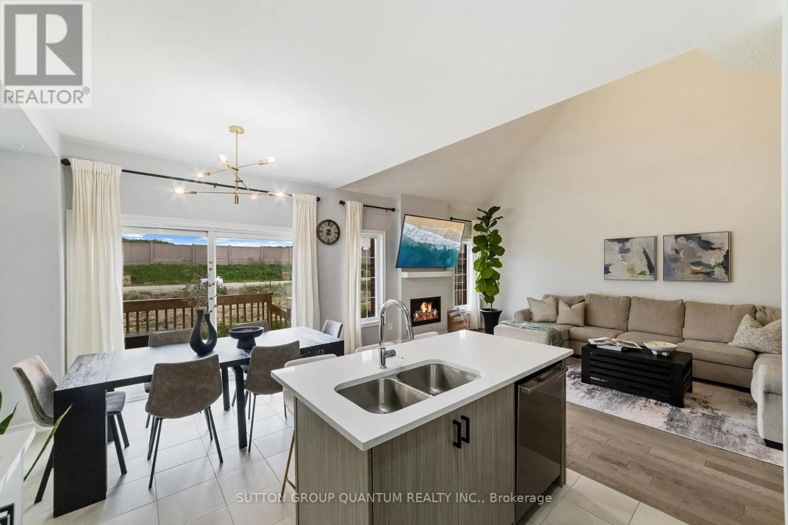 36 BLUESTONE CRESCENT
