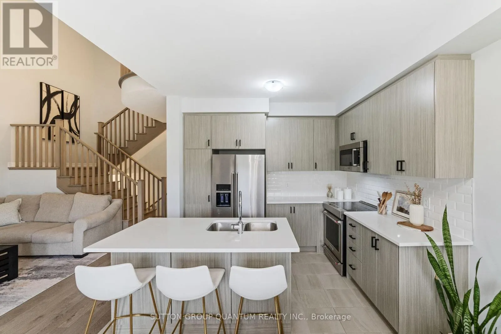 36 BLUESTONE CRESCENT