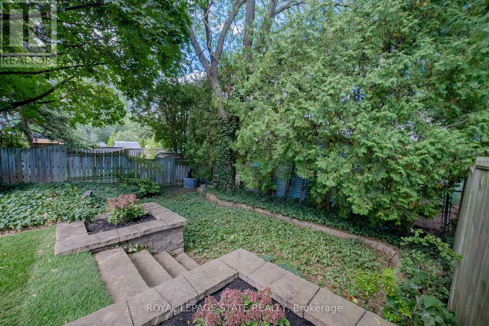 929 DARYL DRIVE