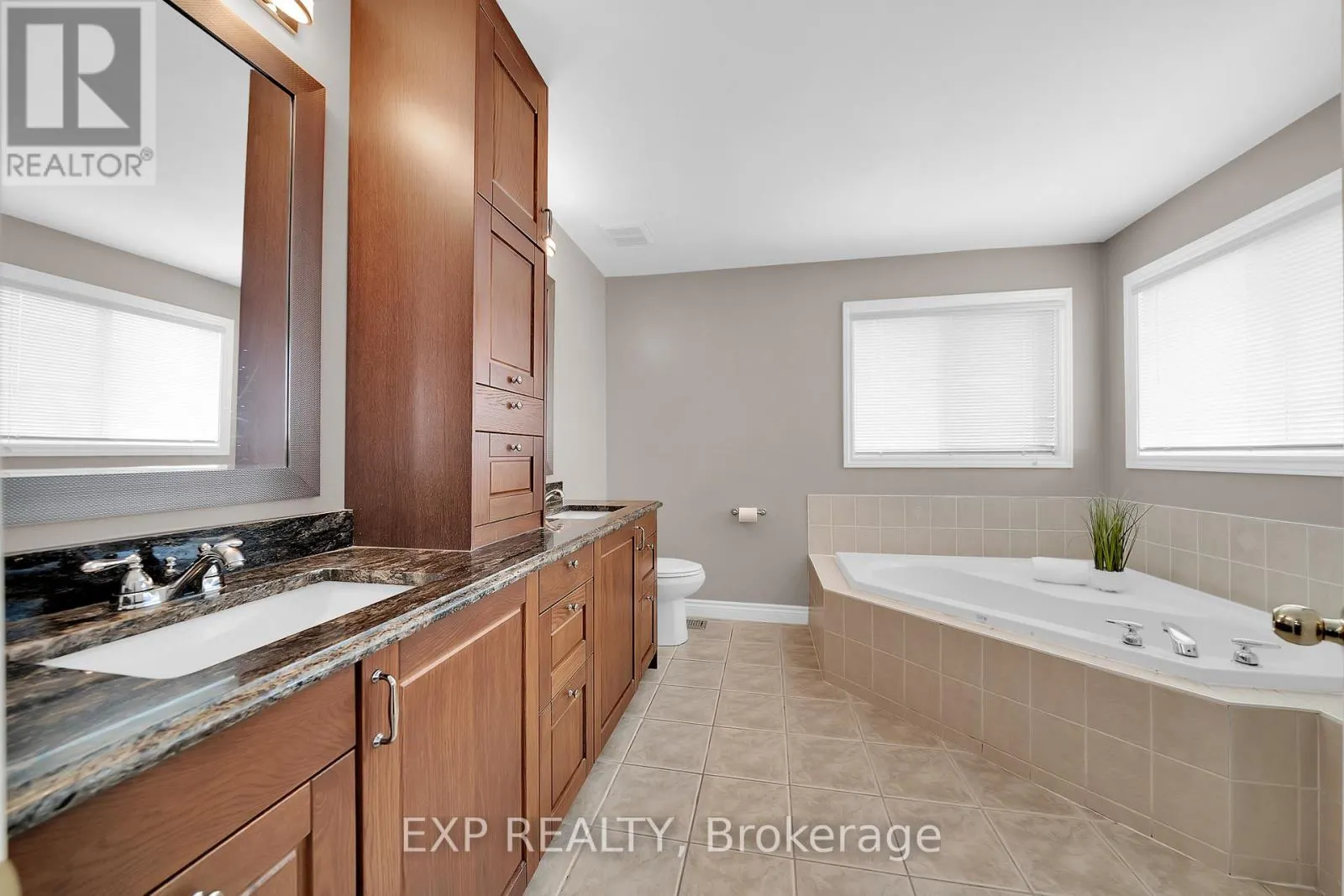 28 RANCHERO DRIVE