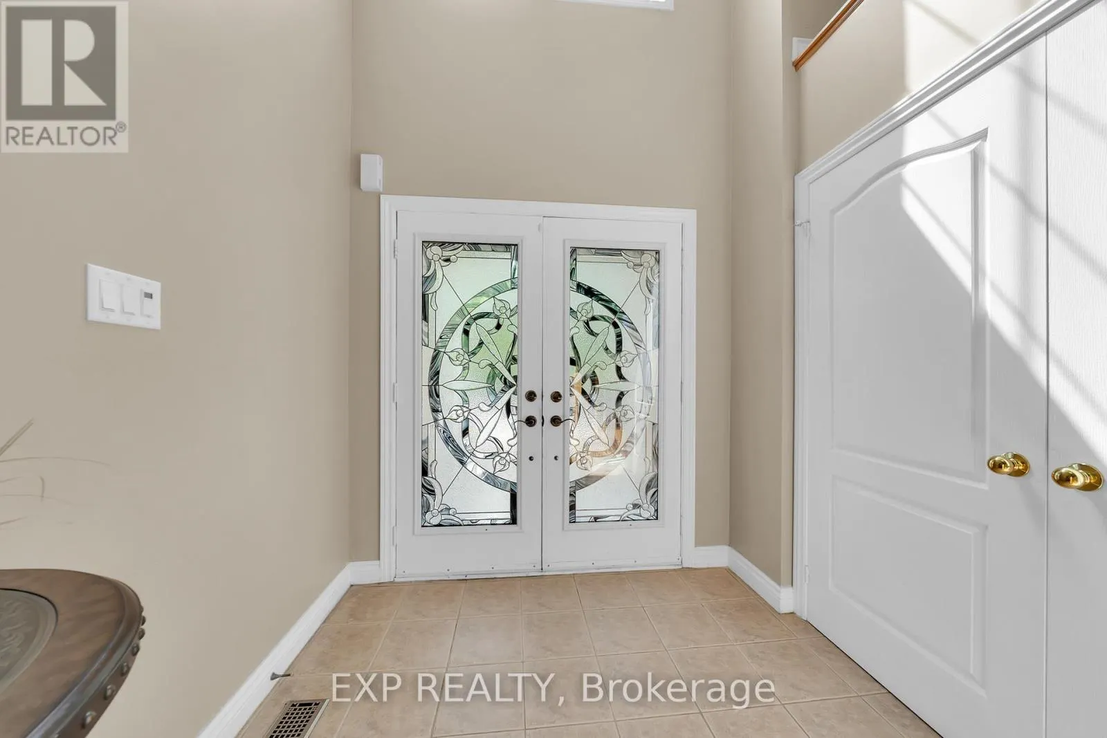 28 RANCHERO DRIVE