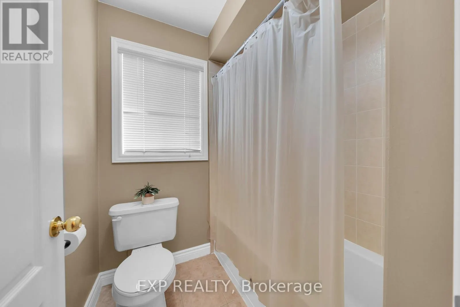 28 RANCHERO DRIVE