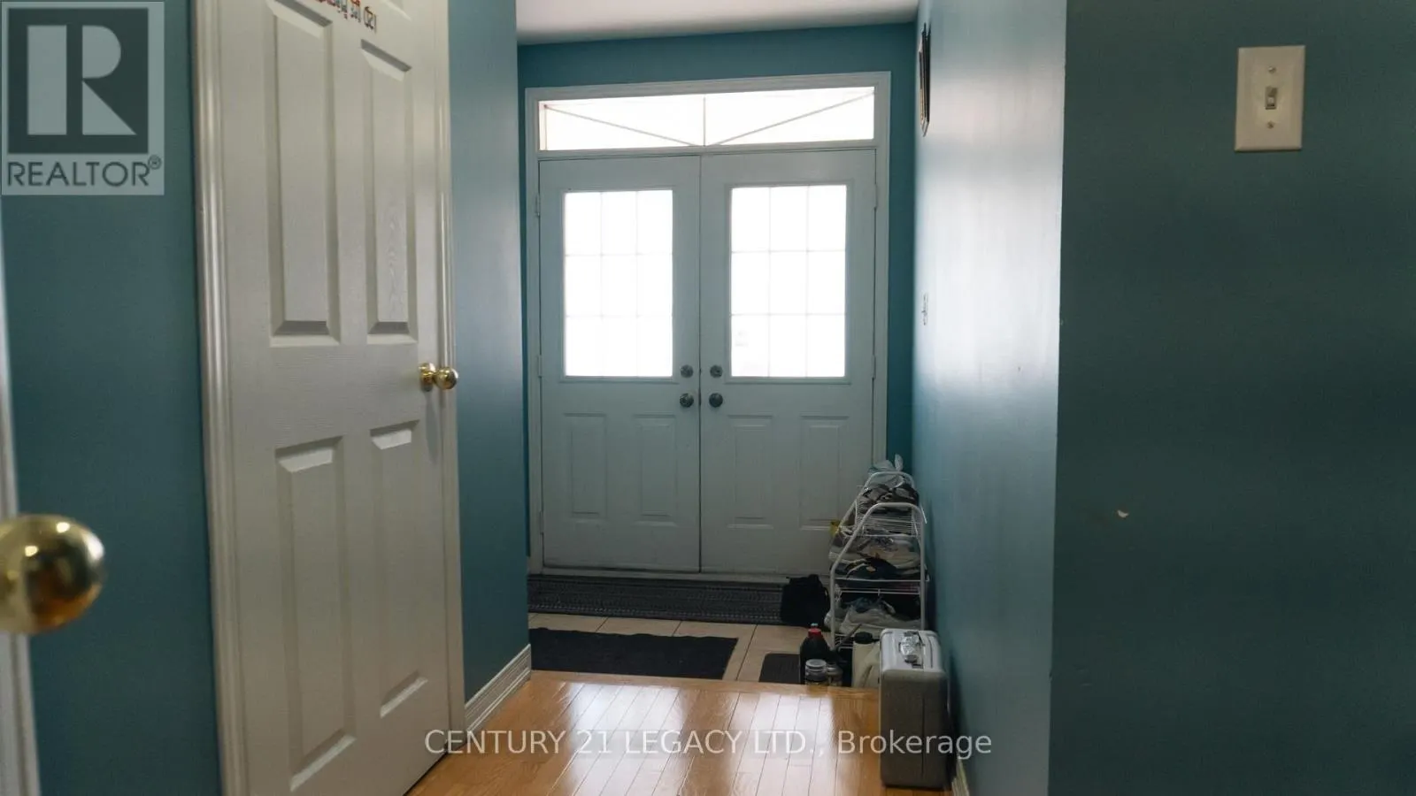 25 REVELSTOKE PLACE