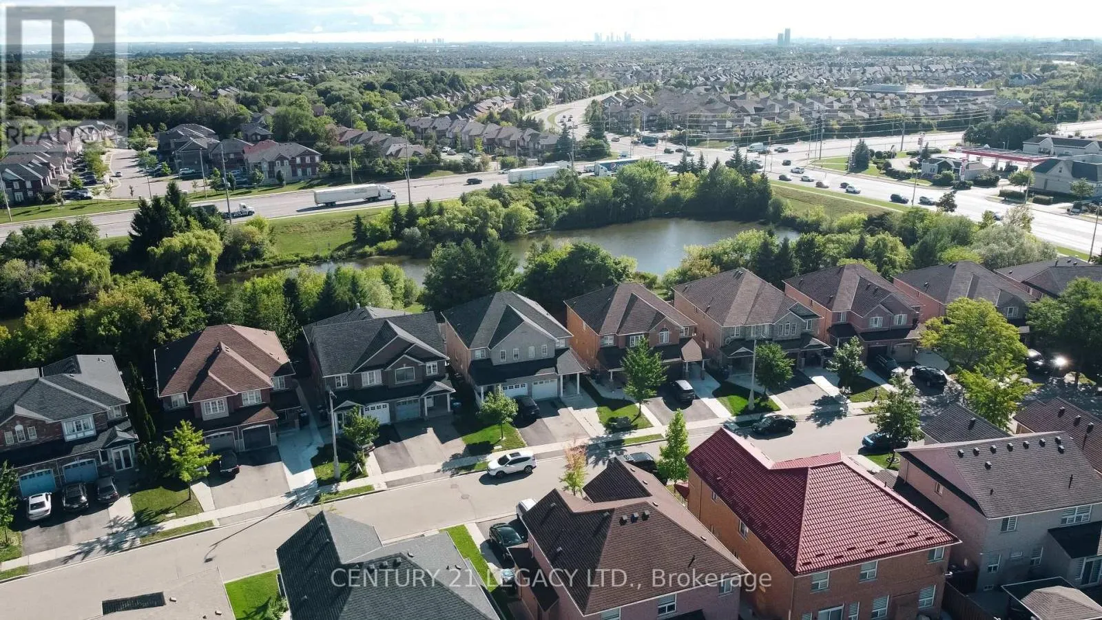 25 REVELSTOKE PLACE