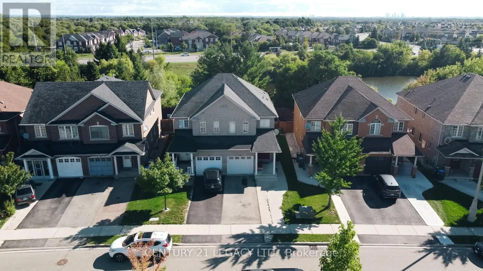 25 REVELSTOKE PLACE