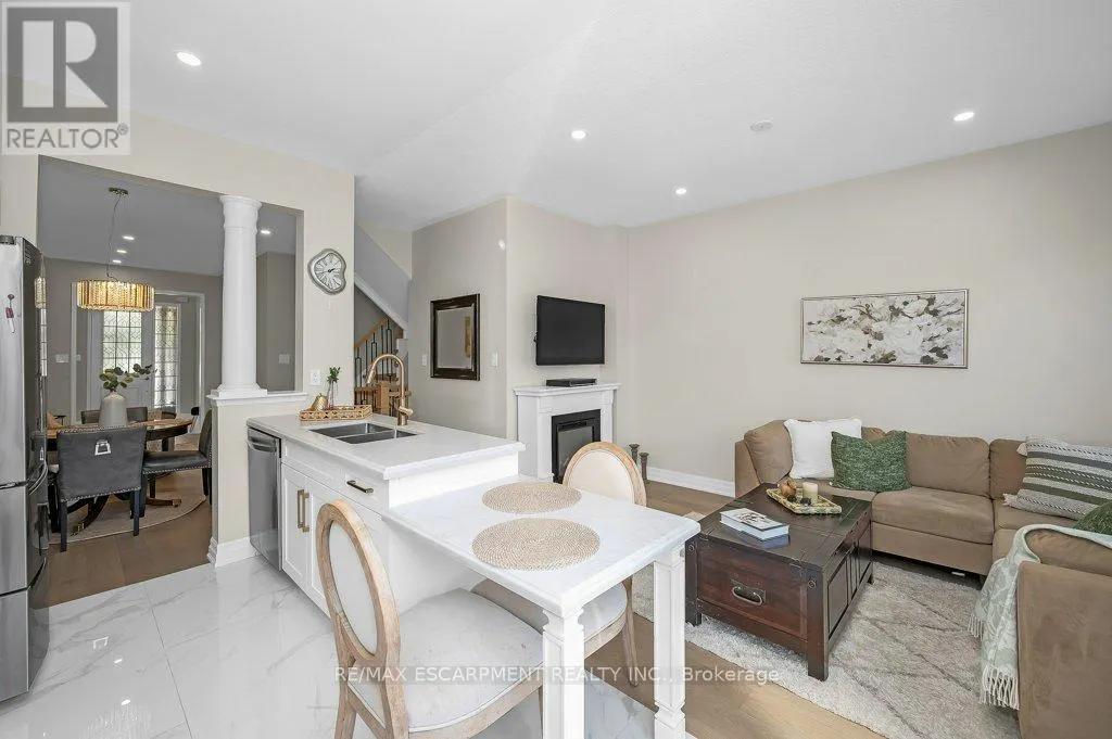 2152 FIDDLERS WAY