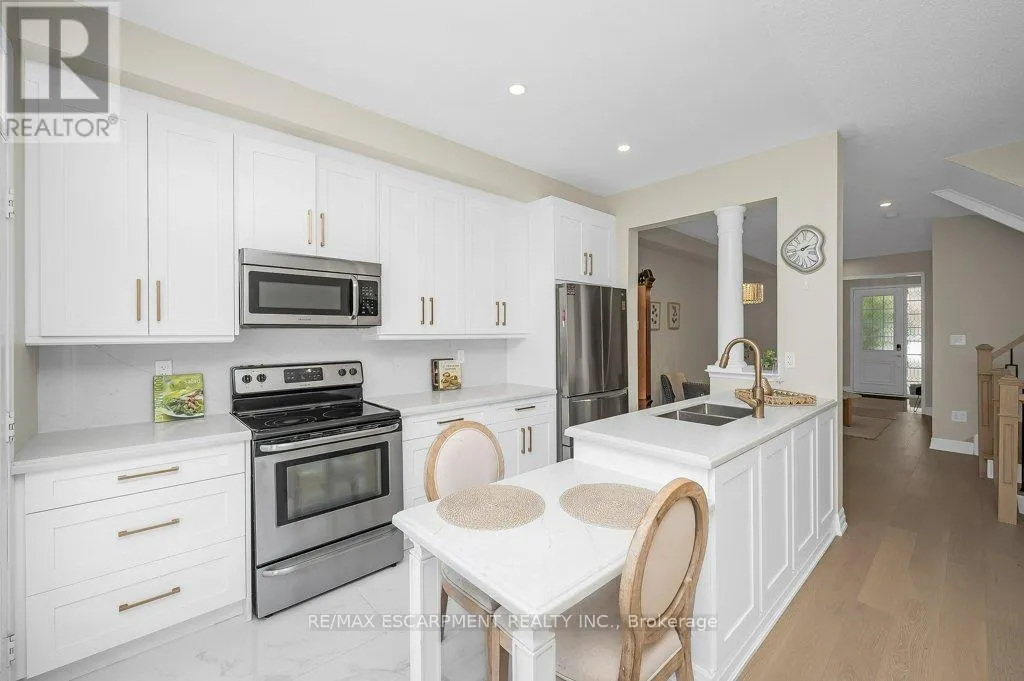 2152 FIDDLERS WAY