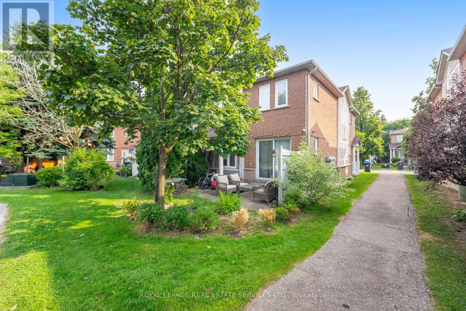 30 - 833 SCOLLARD COURT