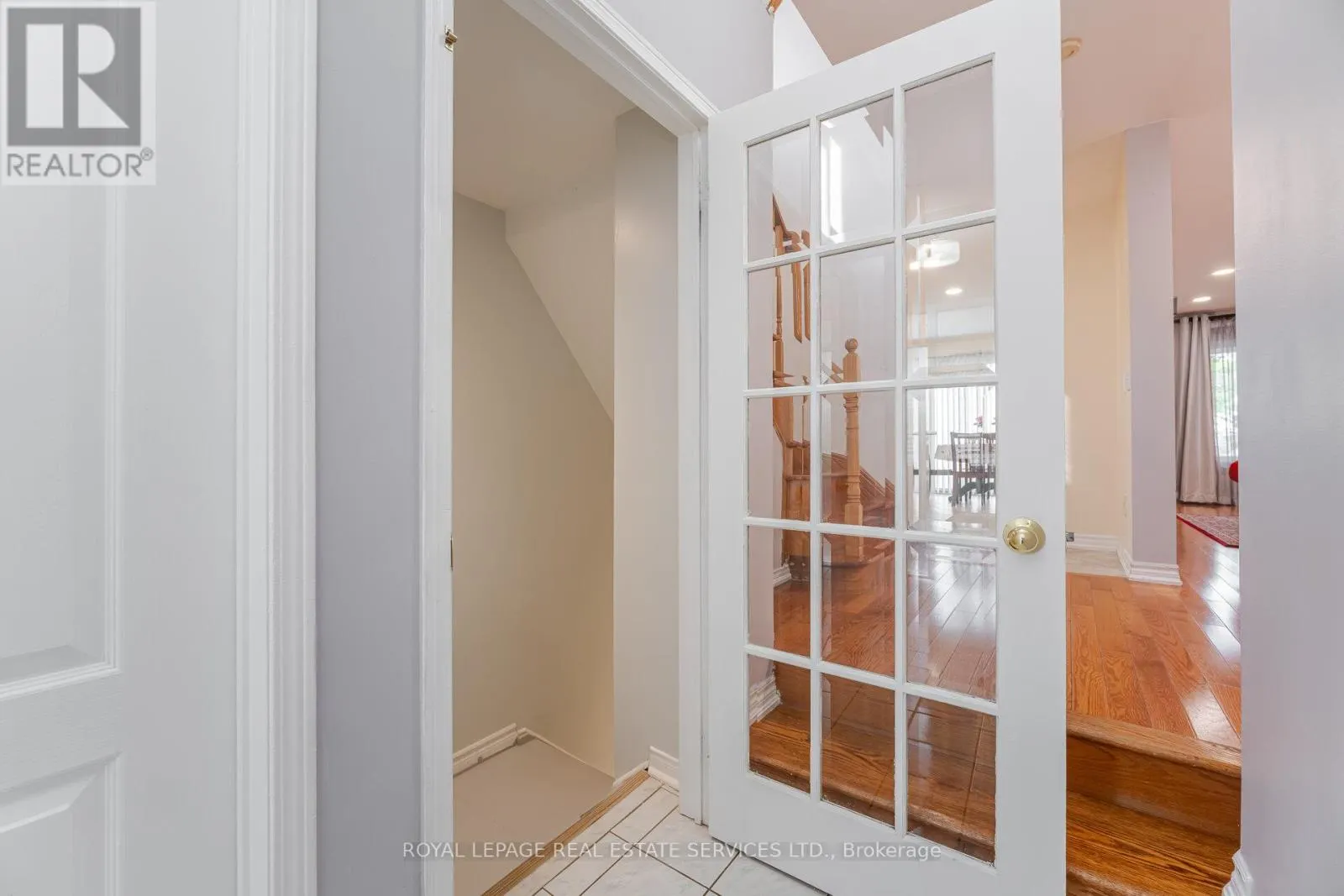 30 - 833 SCOLLARD COURT