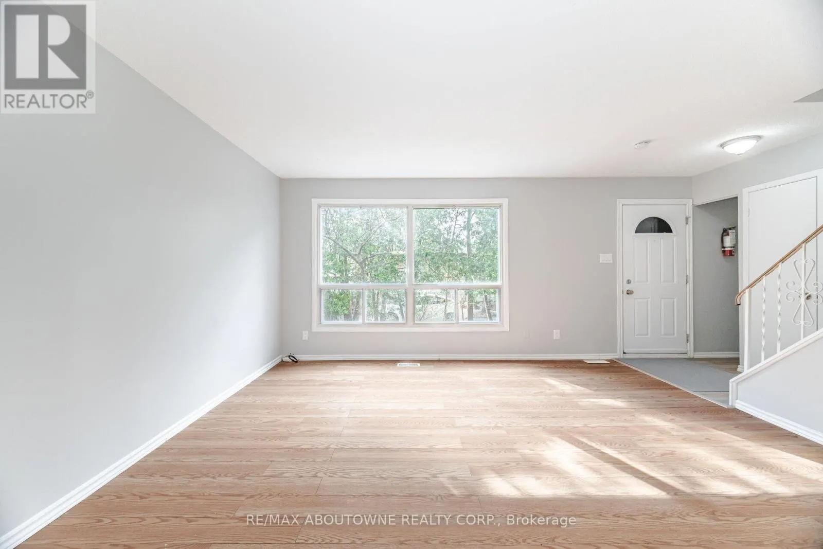 4 - 961 FRANCIS ROAD