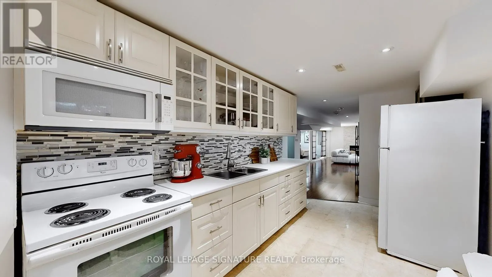 6412 NEWCOMBE DRIVE