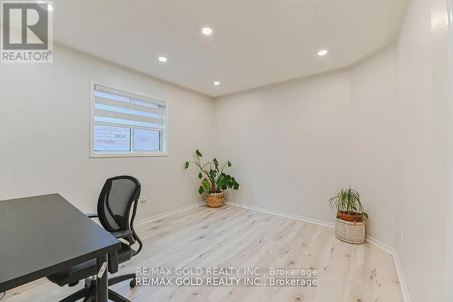 102 SUNNY MEADOW BOULEVARD