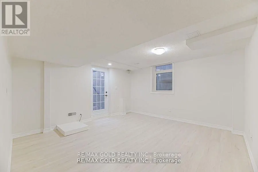 102 SUNNY MEADOW BOULEVARD