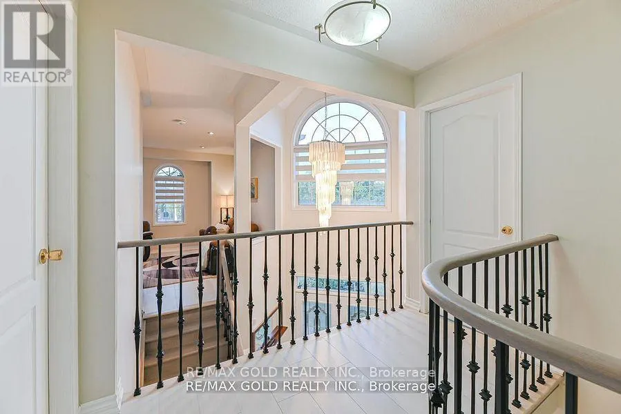 102 SUNNY MEADOW BOULEVARD