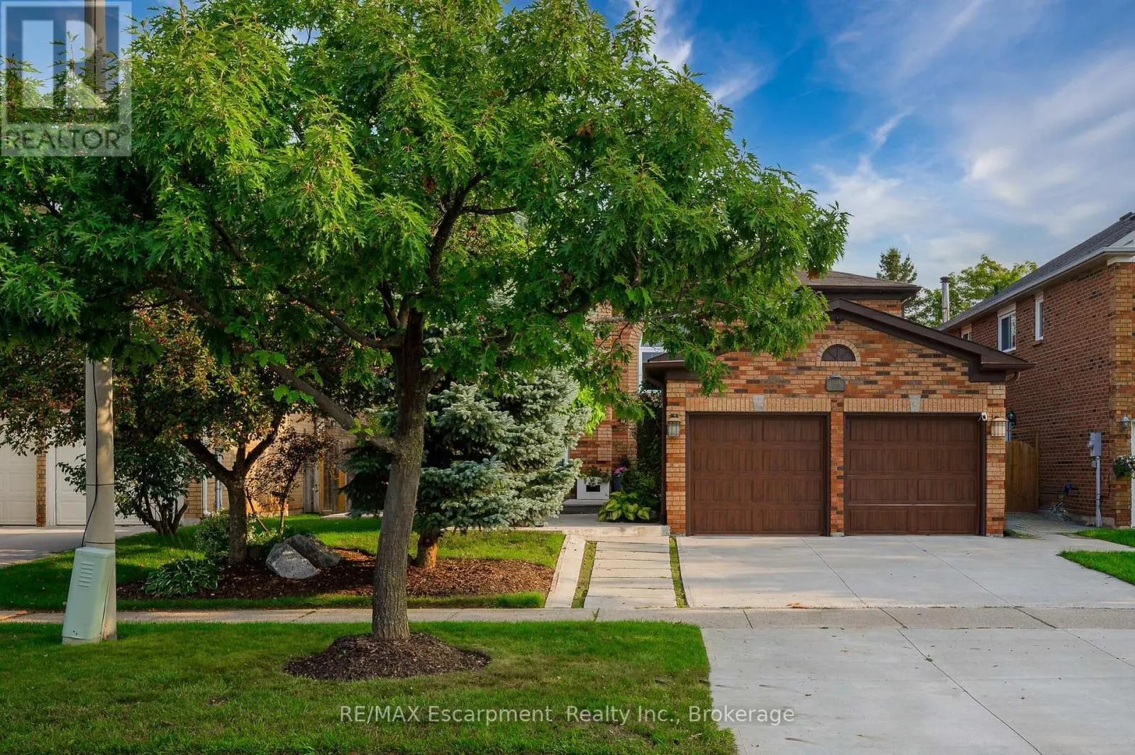1658 HERITAGE WAY