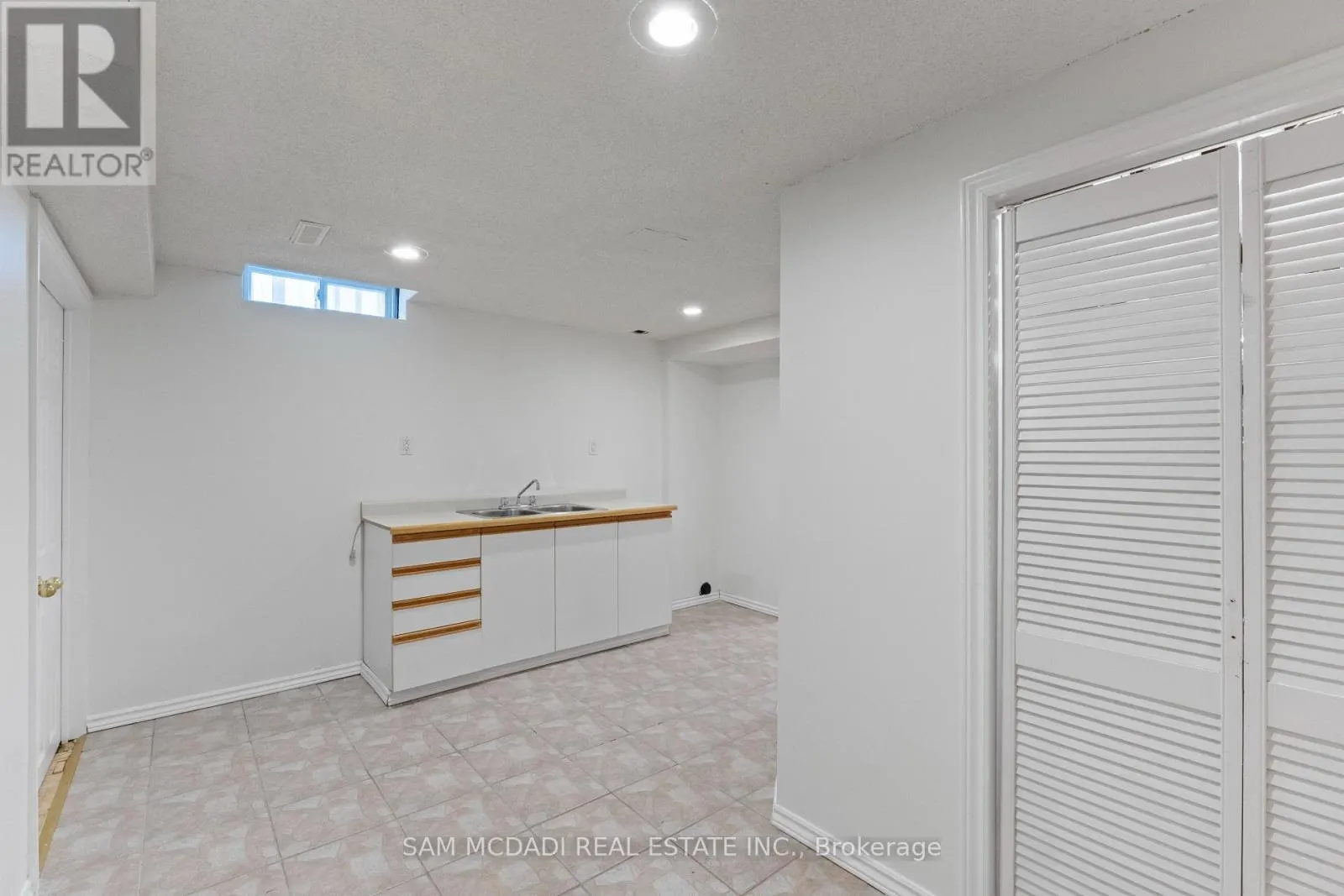 3068 PRENTISS ROAD