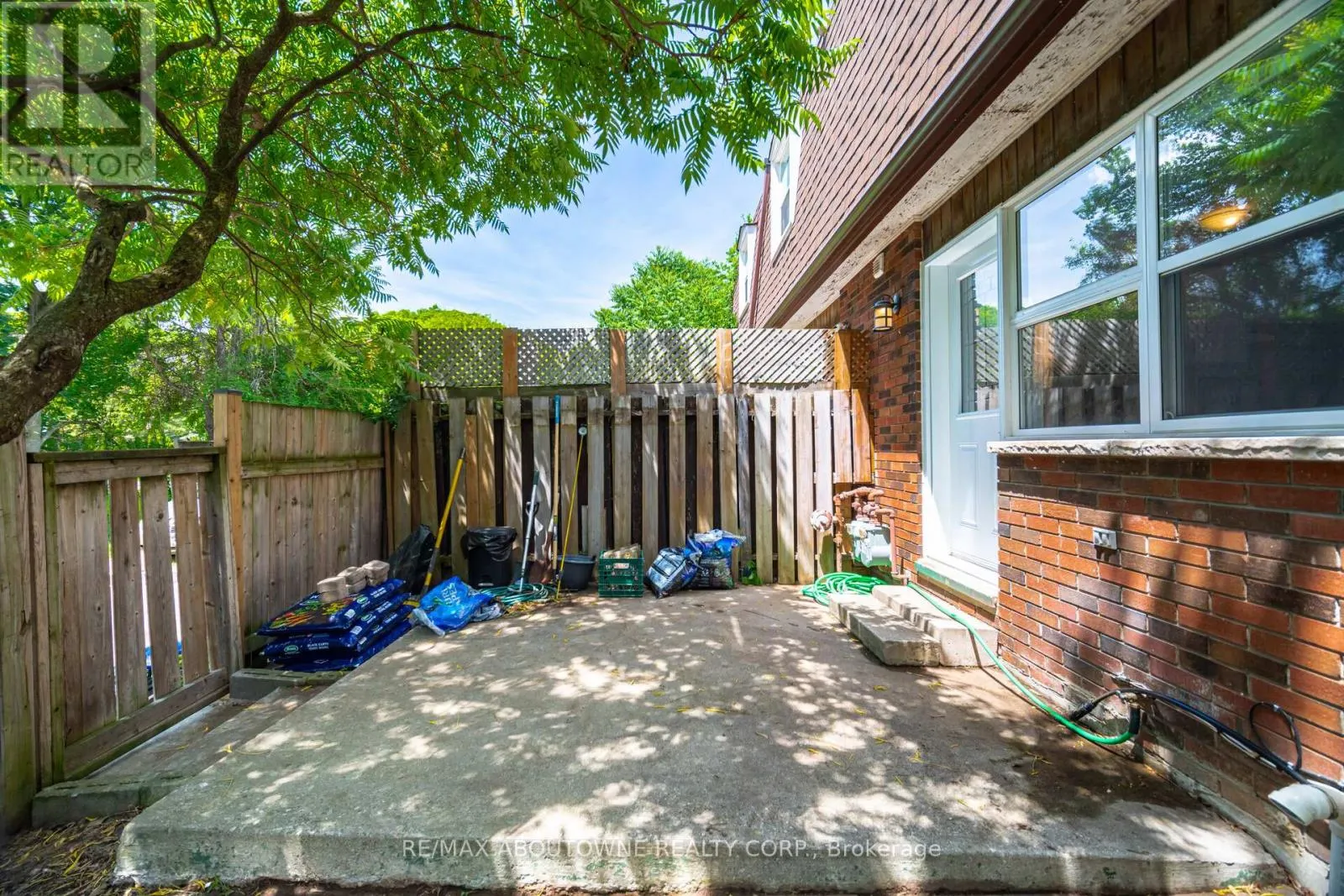 674 FRANCIS ROAD