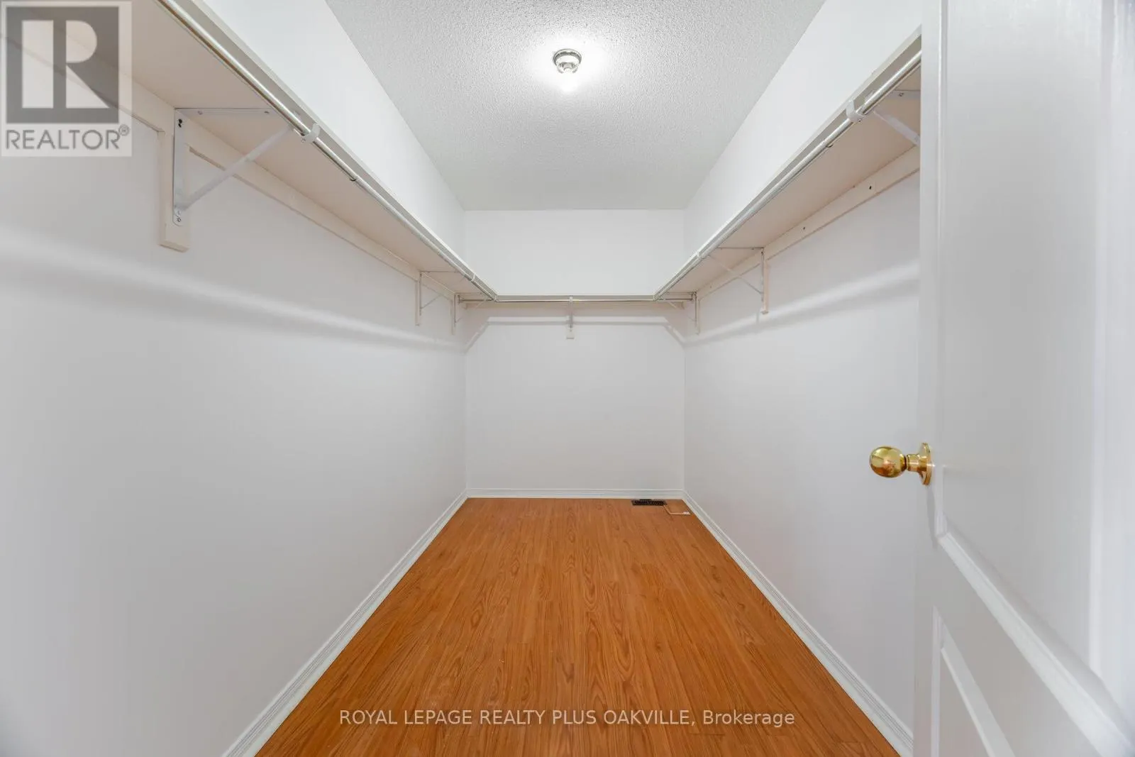 110 EARLSBRIDGE BOULEVARD