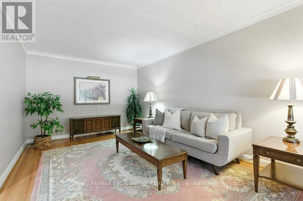 2230 COURTLAND DRIVE
