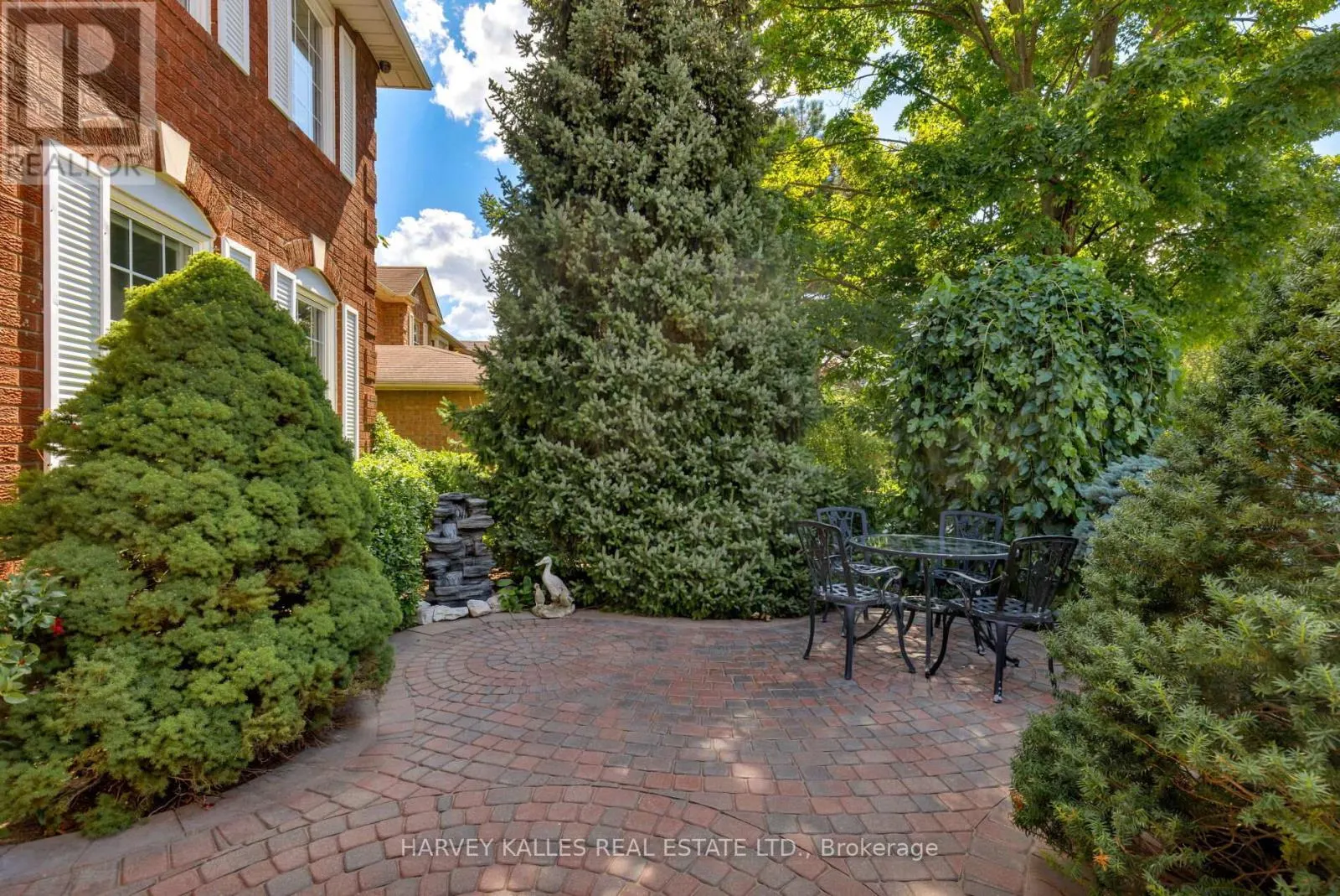 16 ROBALDON ROAD