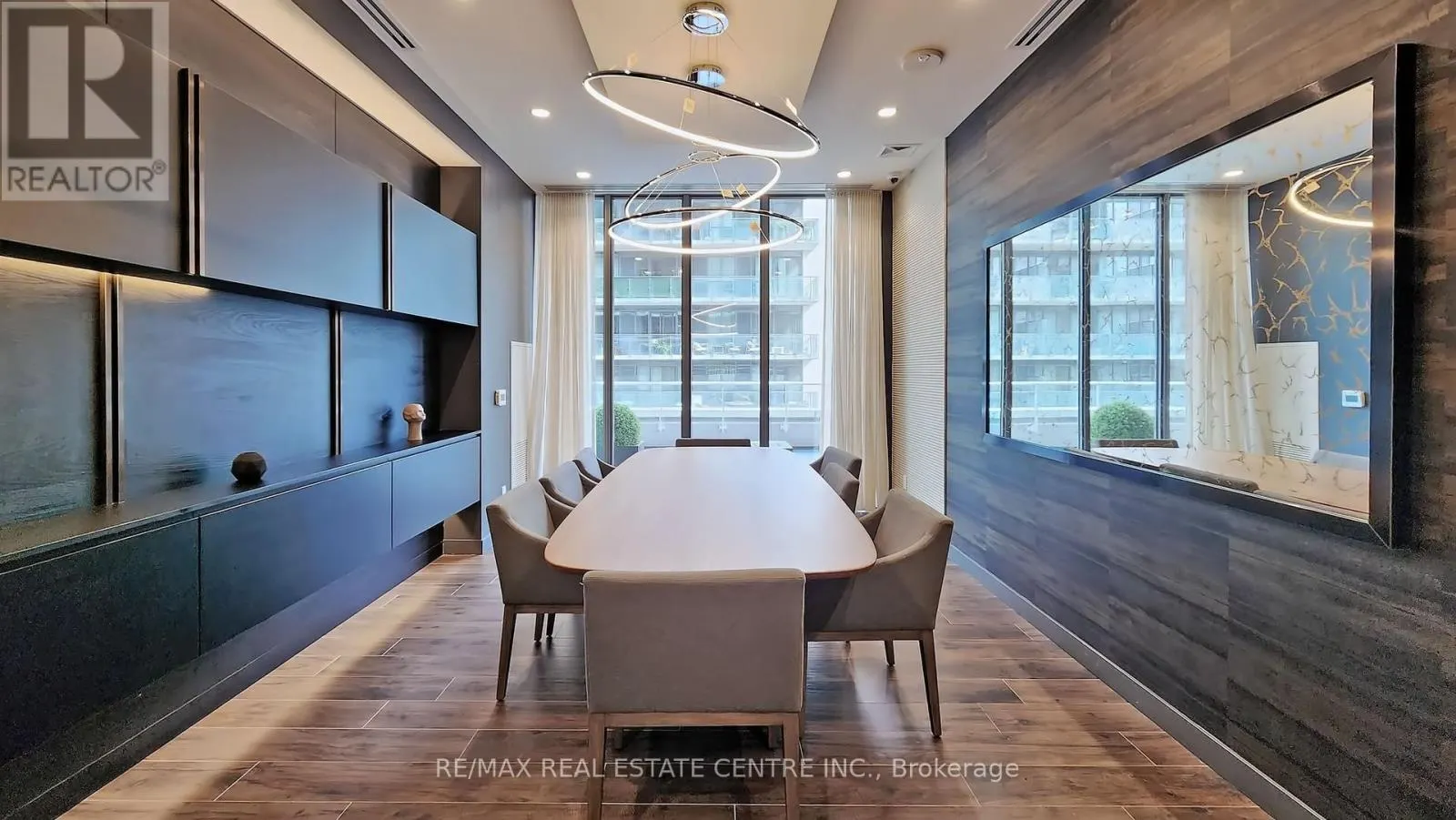 703 - 70 ANNIE CRAIG DRIVE