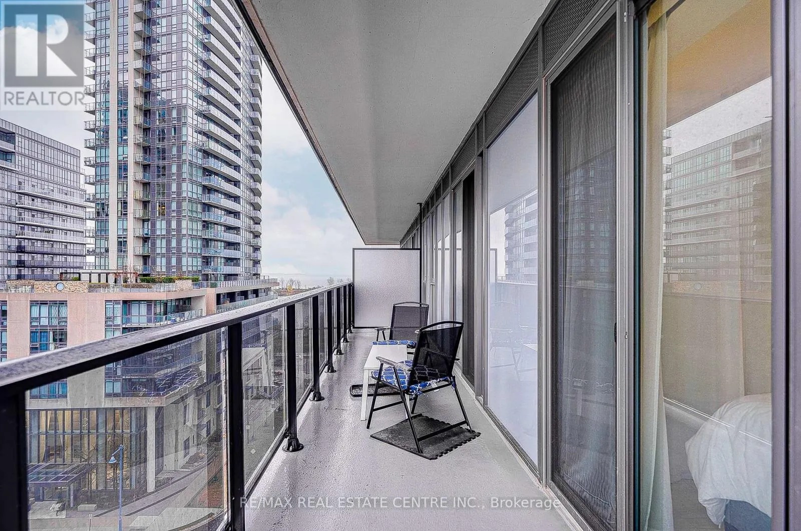 703 - 70 ANNIE CRAIG DRIVE