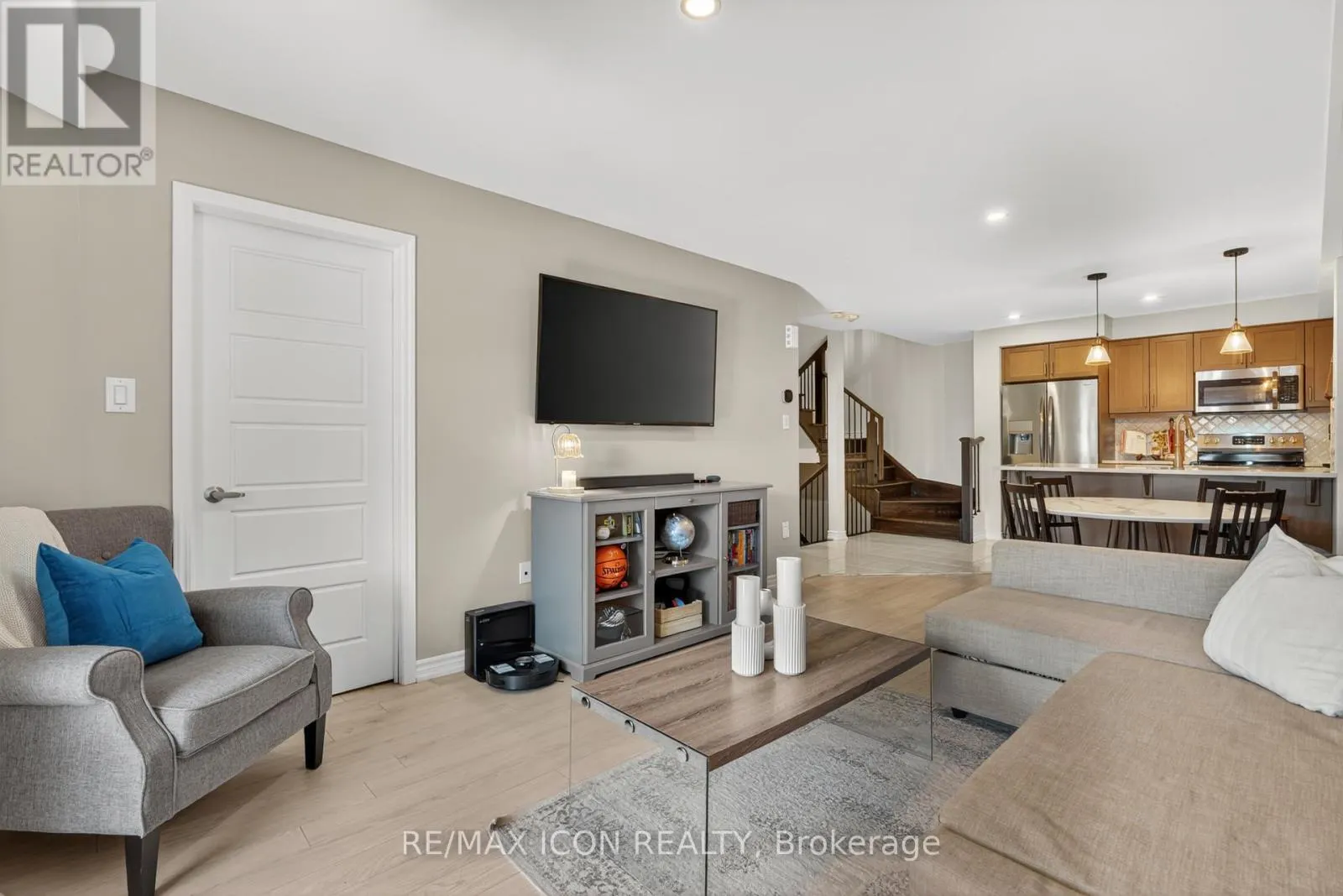 513 FIR COURT