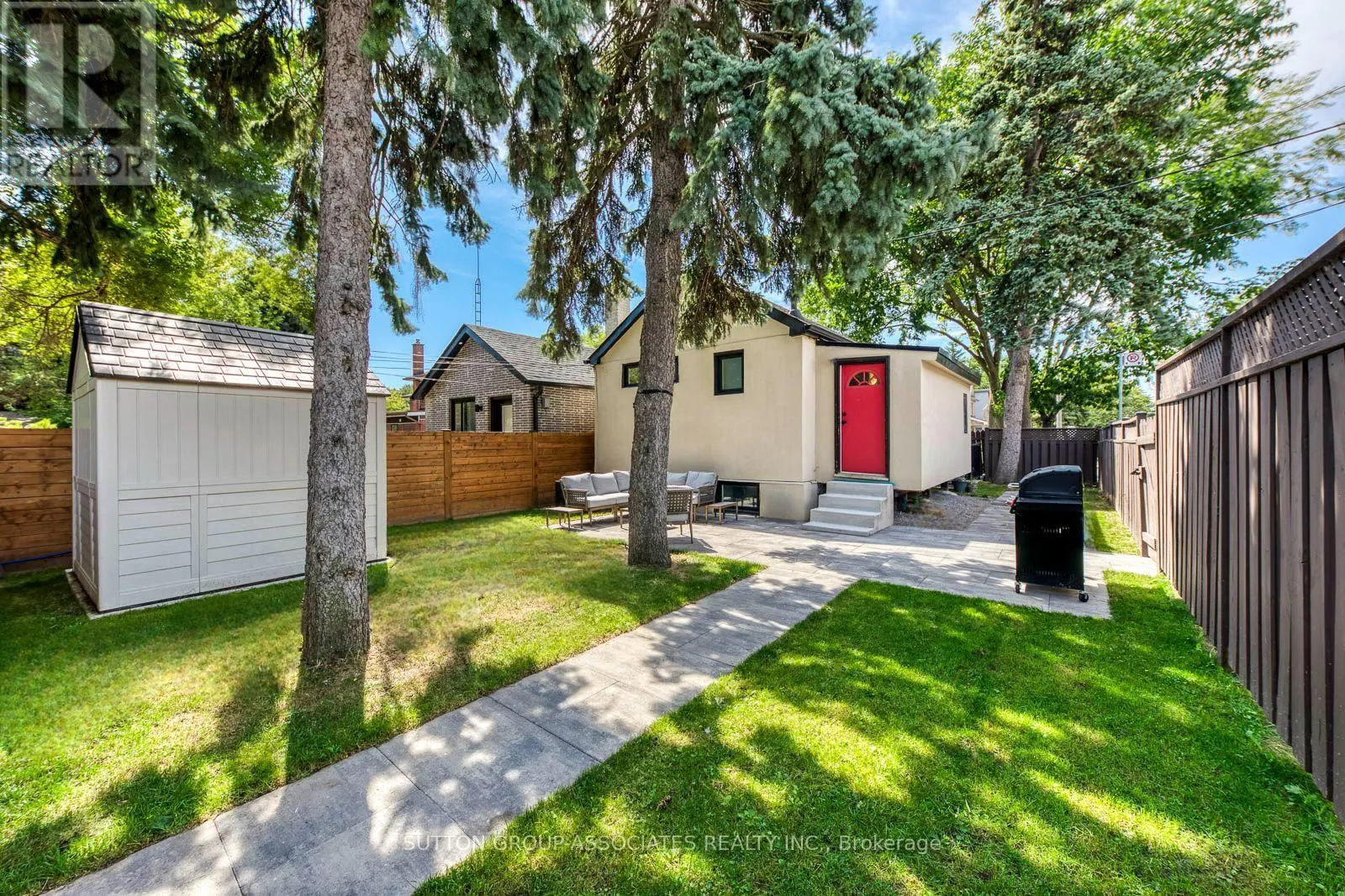359 HARVIE AVENUE