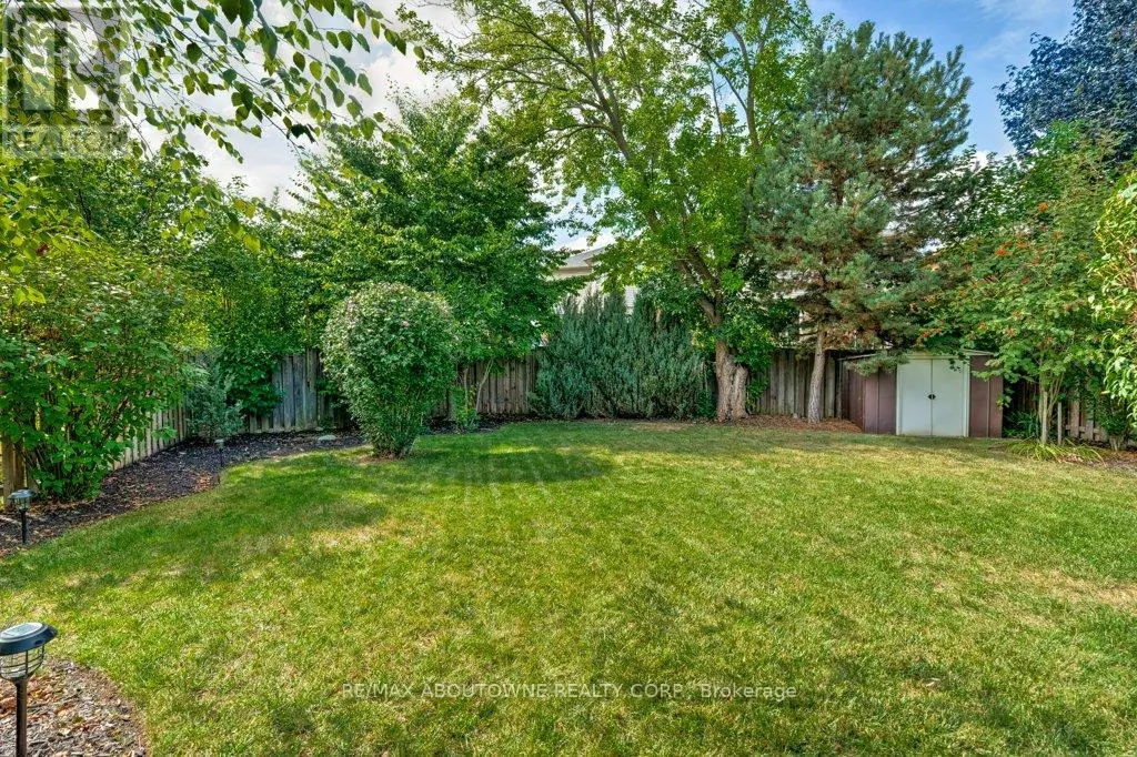814 MIRIAM CRESCENT