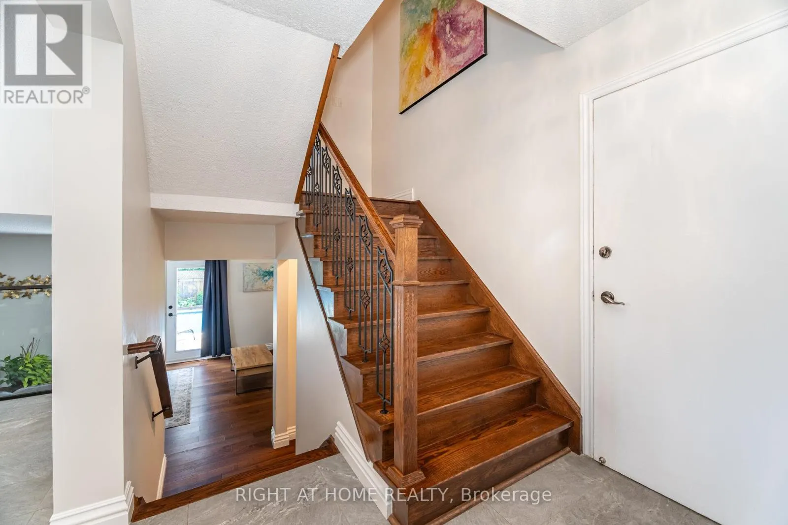 4 CANTRILL COURT