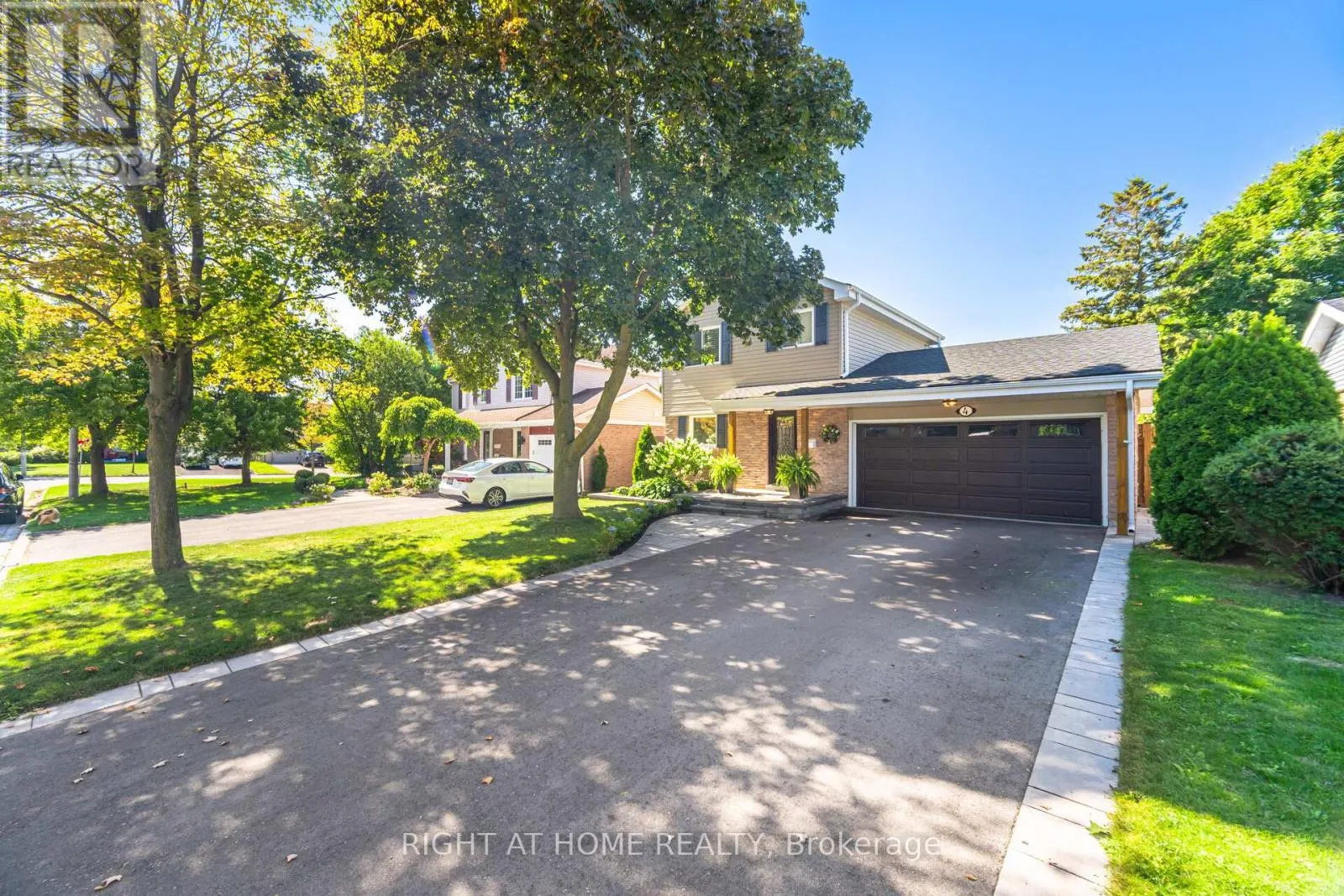 4 CANTRILL COURT