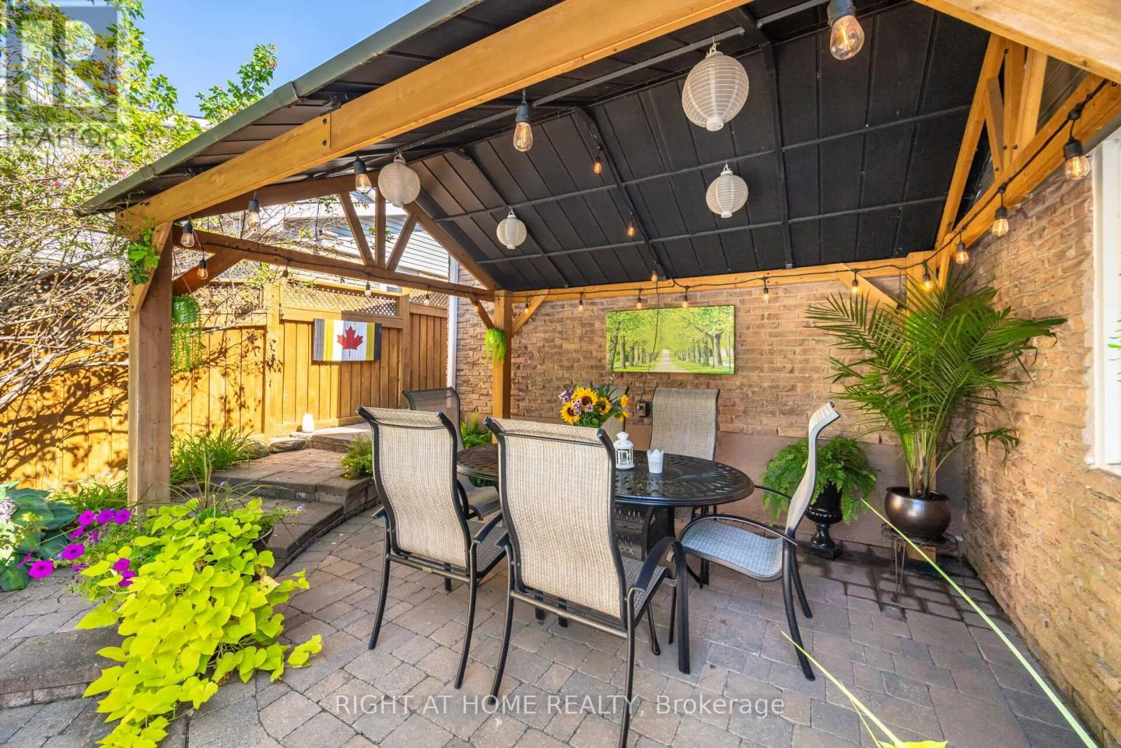 4 CANTRILL COURT