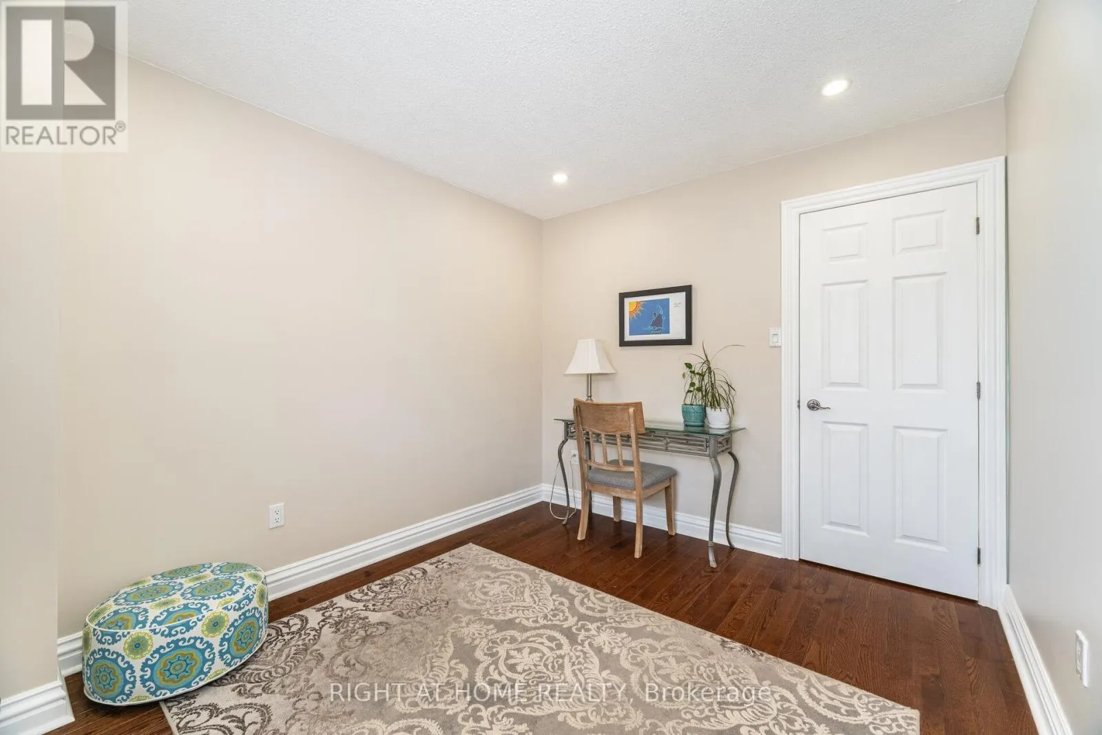 4 CANTRILL COURT