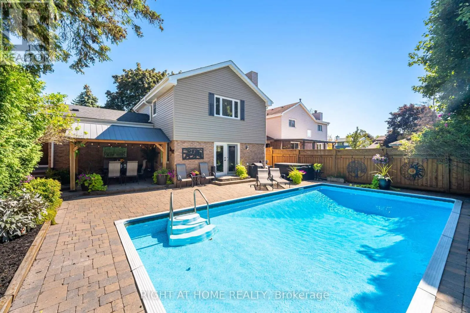 4 CANTRILL COURT