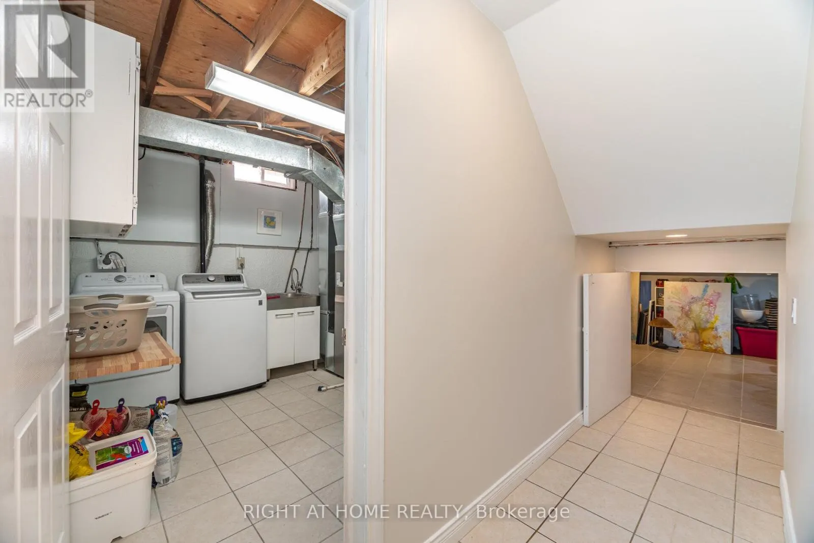 4 CANTRILL COURT