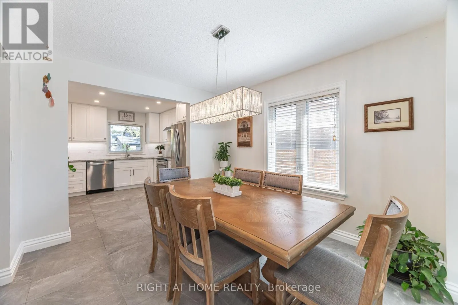 4 CANTRILL COURT