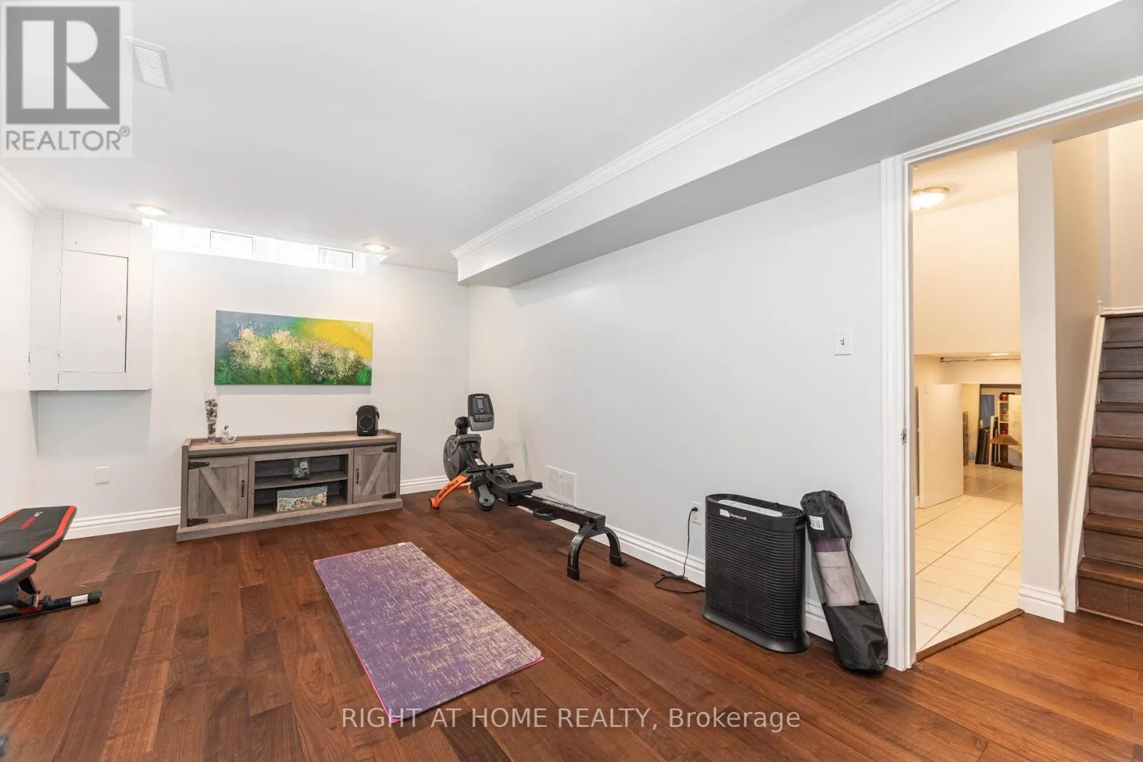 4 CANTRILL COURT