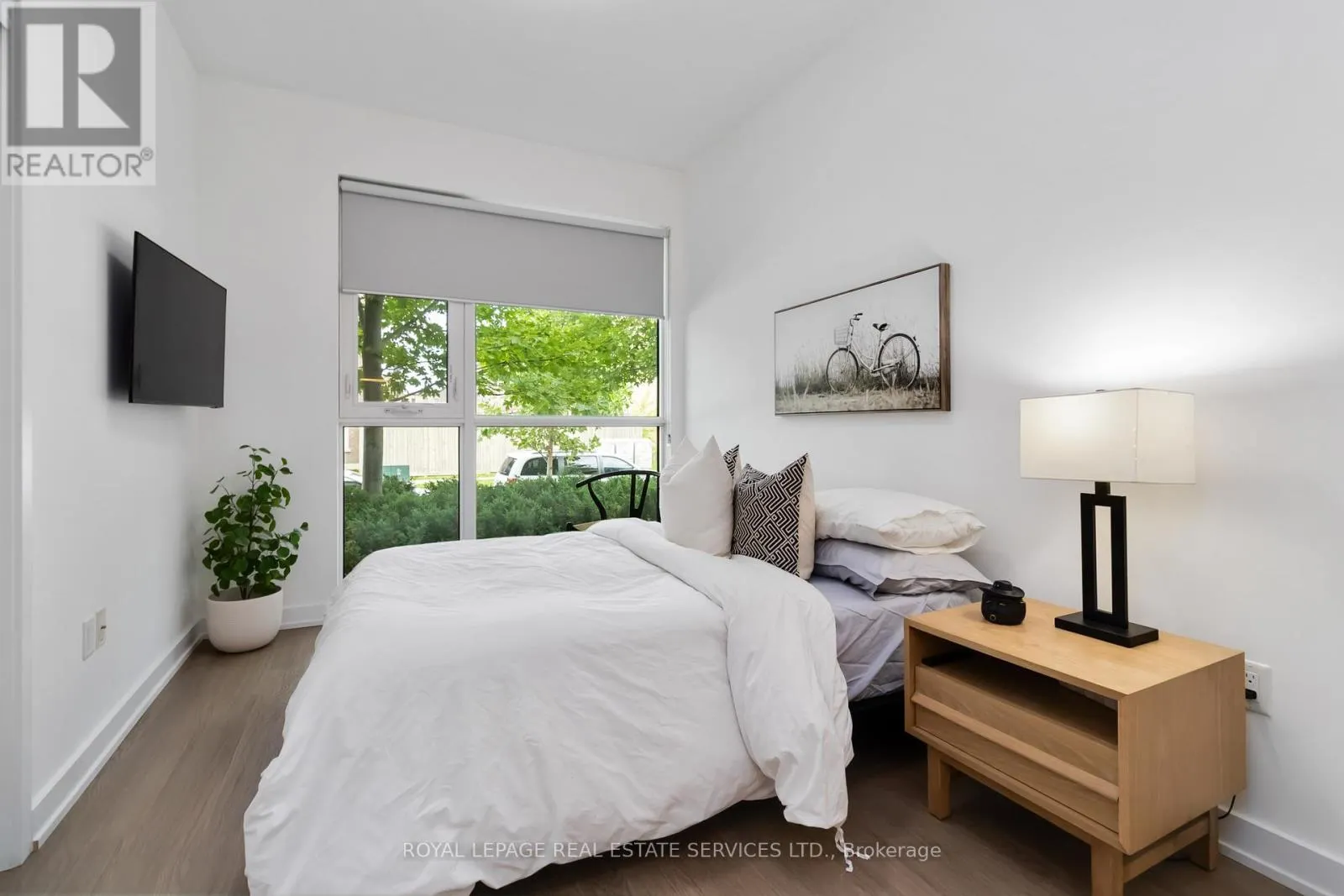 108 - 150 SABINA DRIVE