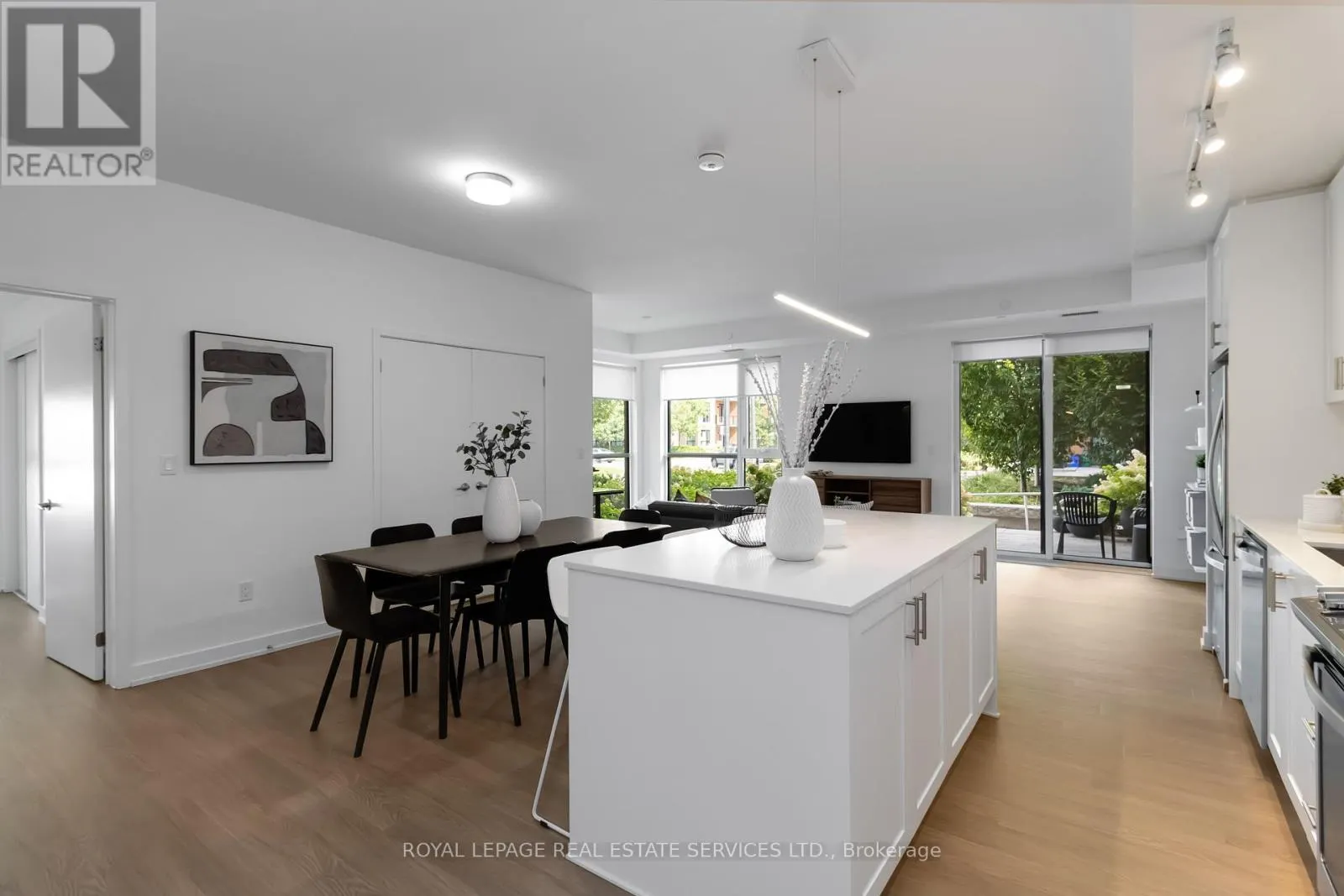 108 - 150 SABINA DRIVE