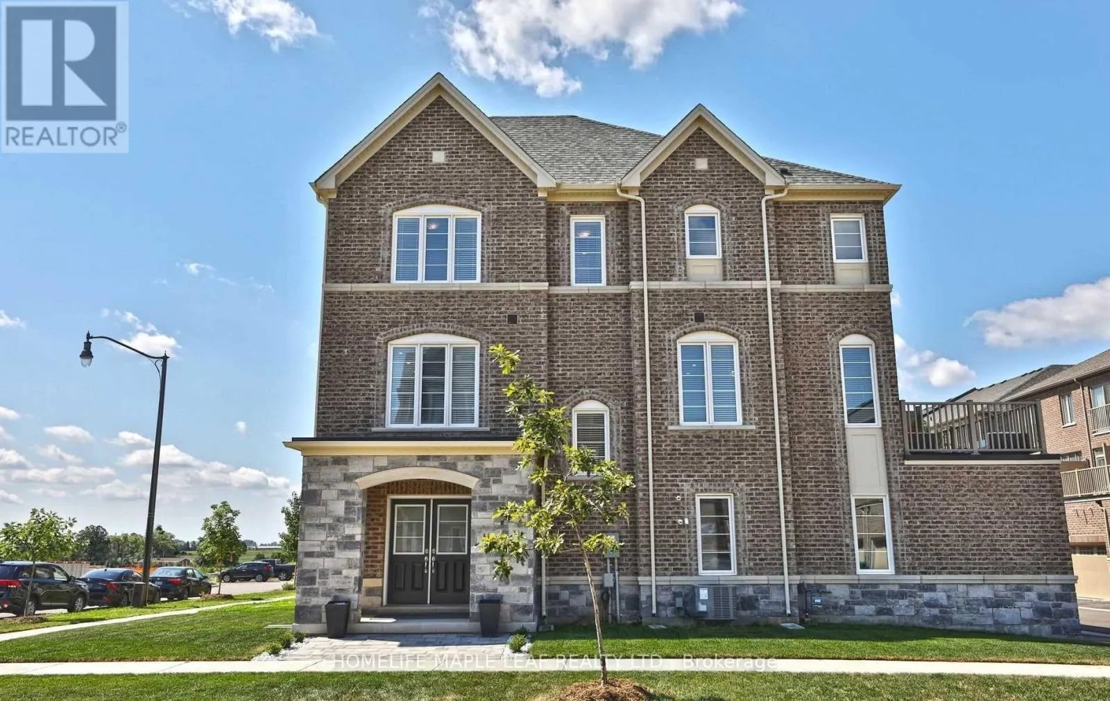 34 BRUSHWOOD DRIVE